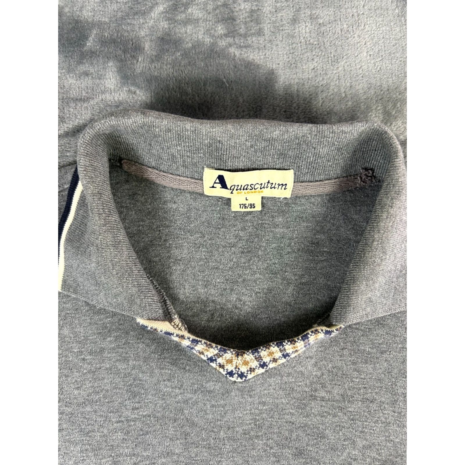 Aquascutum VINTAGE Aquascutum London Gray Long Sleeve Polo Houndstooth Crest Golf Logo Size L Mens Shirt Size US L / EU 52-54 / 3 - 3 Thumbnail