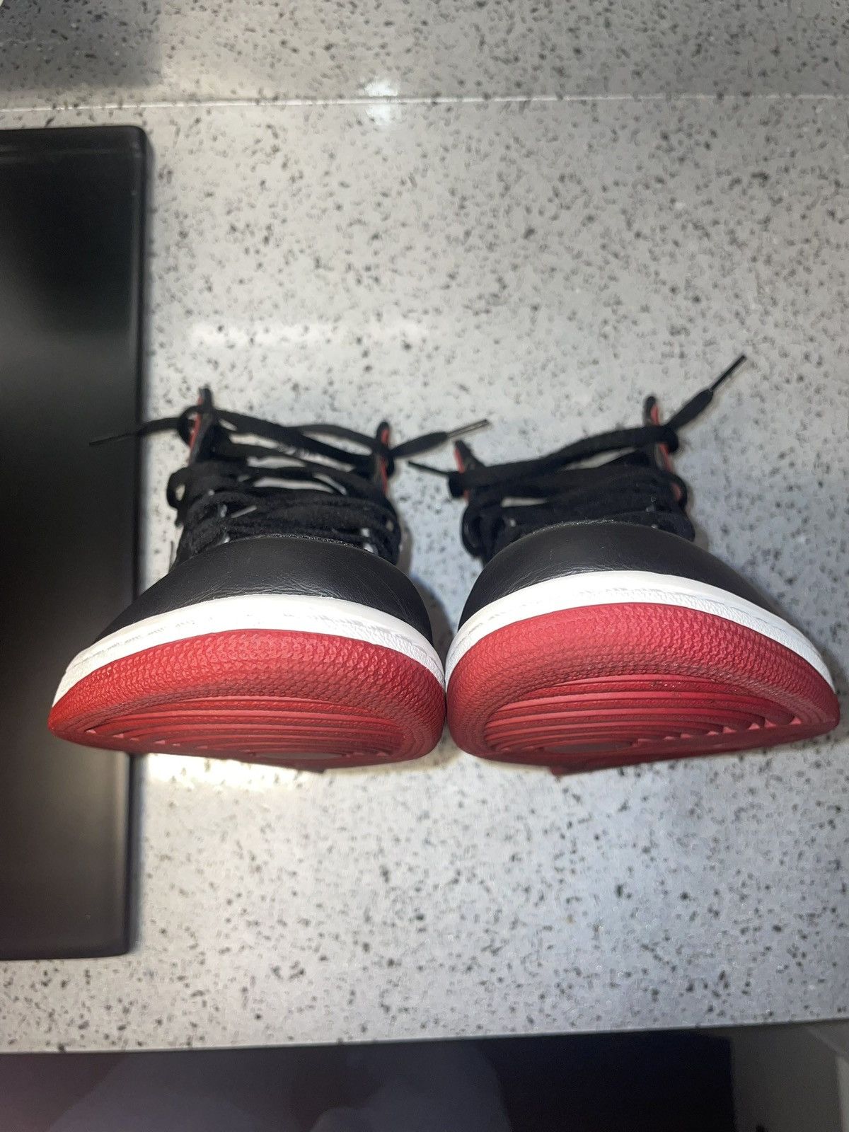 Jordan Brand 2016 Jordan Retro 1 Black Toe Size US 11.5 / EU 44-45 - 15 Thumbnail