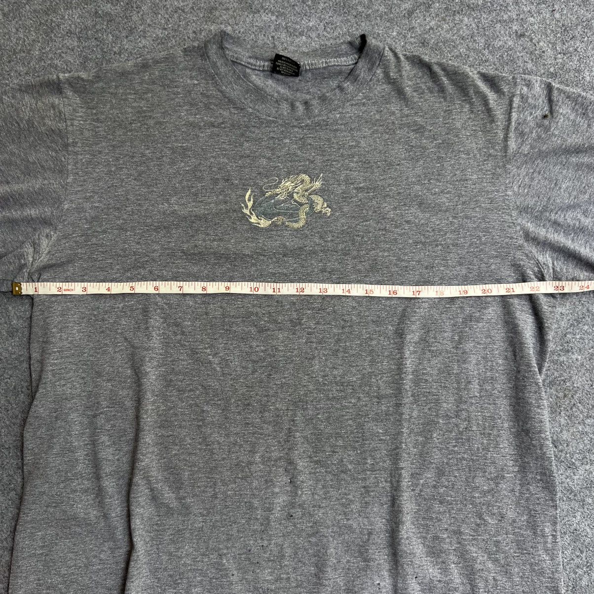Quiksilver Vintage Quiksilver Dragon Surfwear Faded Tshirt Size US L / EU 52-54 / 3 - 6 Thumbnail