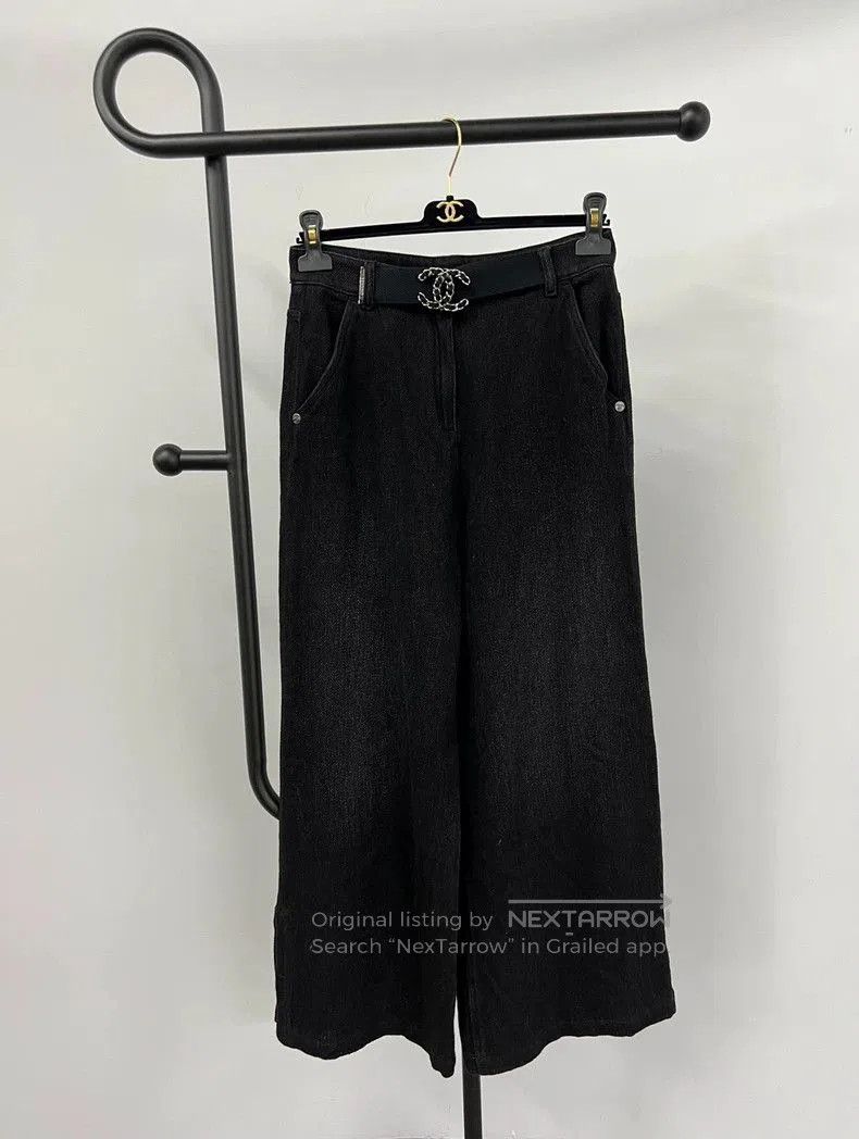 Chanel Chanel Black High. Size US 32 / EU 48 - 1 Thumbnail