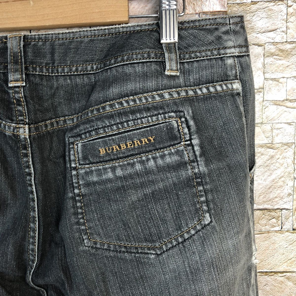 Burberry Burberry Black faded Denim Pants #A431 Size 30" / US 8 / IT 44 - 17 Thumbnail