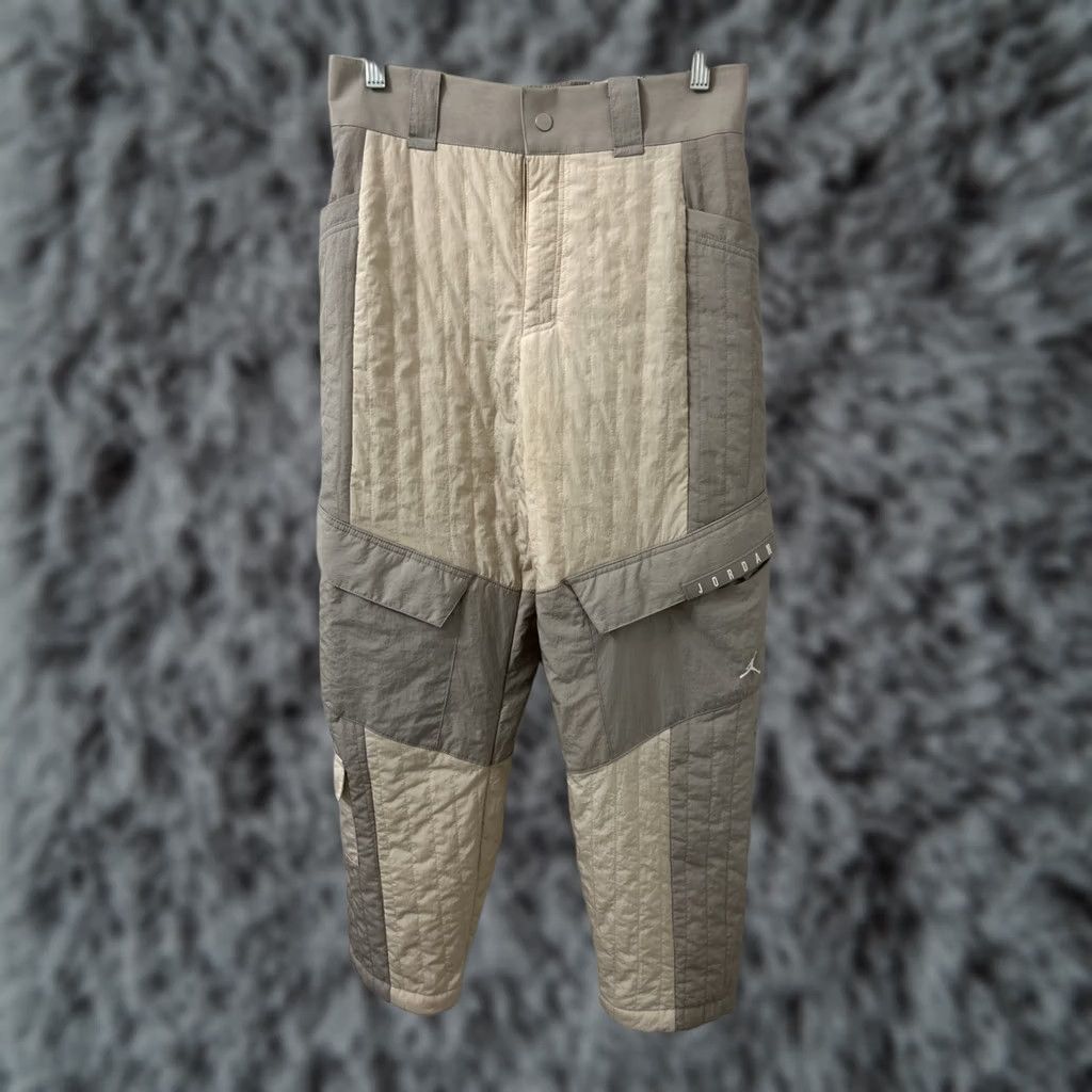 Jordan Brand VINTAGE Jordan Pants Womens L Beige Gray Quilted Active Cargo Pockets YKK DJ2731 140 Size 36" / US 14 / IT 50 - 1 Thumbnail