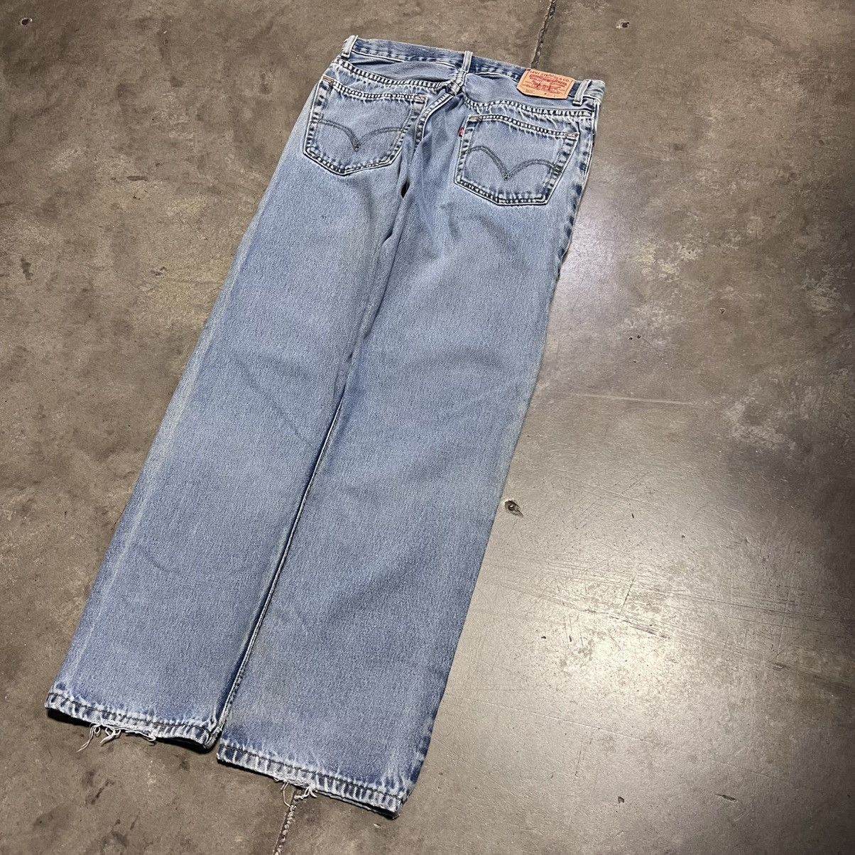 Levi's Vintage Levis 505 Regular Fit Straight Leg Denim Jeans Faded Size US 34 / EU 50 - 8 Thumbnail