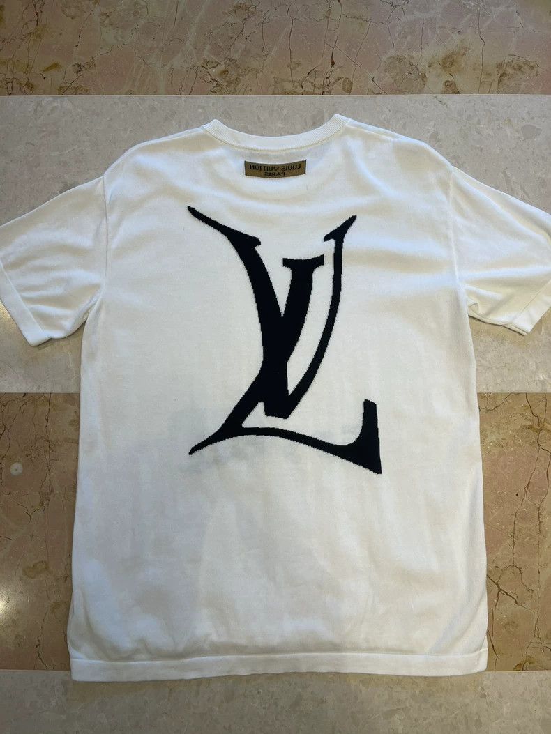 Louis Vuitton Louis Vuitton Monogrammed Logo knit short sleeves 2501-Next Size US L / EU 52-54 / 3 - 2 Thumbnail
