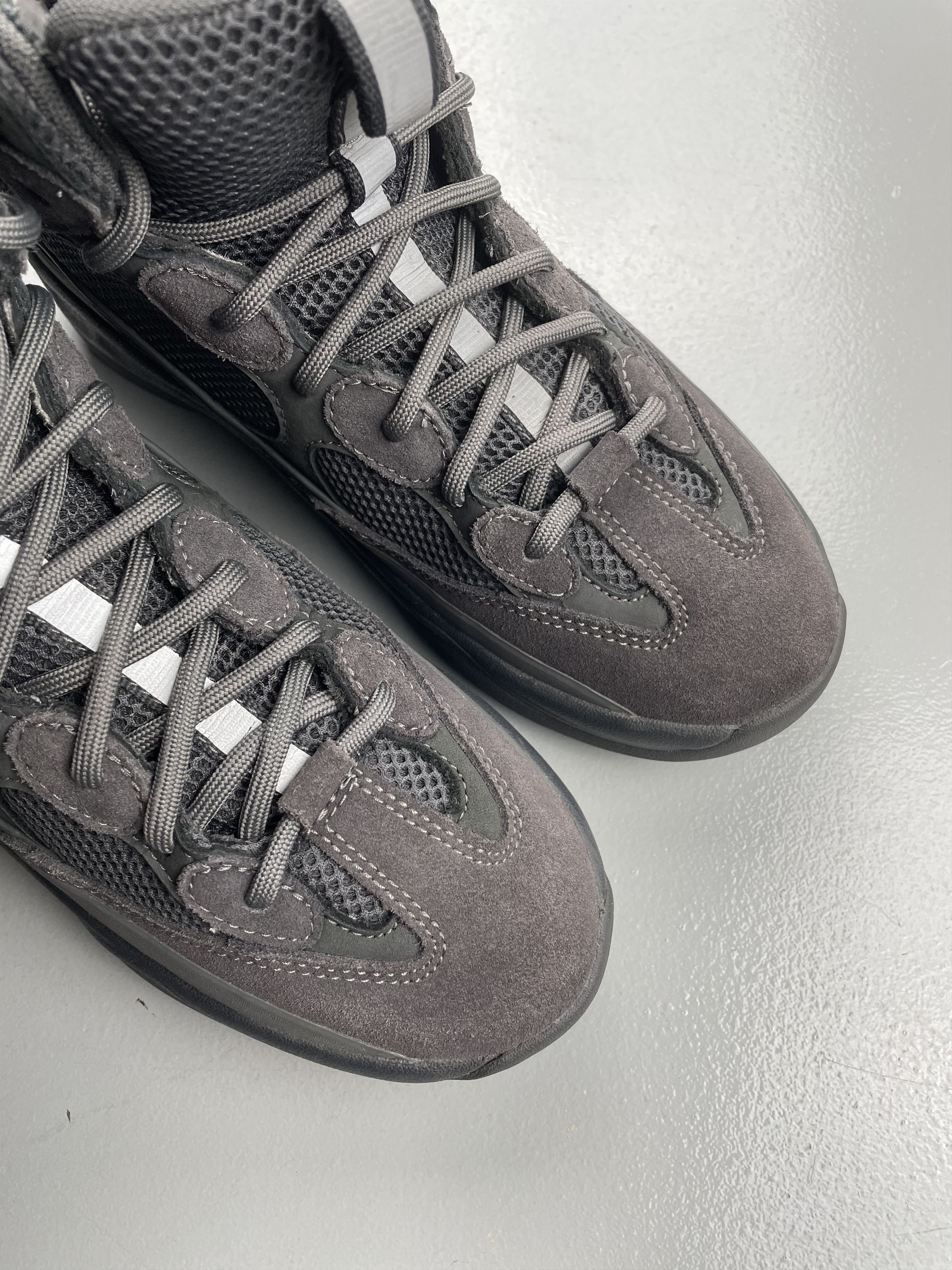 Yeezy YEEZY Season 6 Graphite Desert Boots - size 42 Size US 8.5 / EU 41-42 - 5 Thumbnail