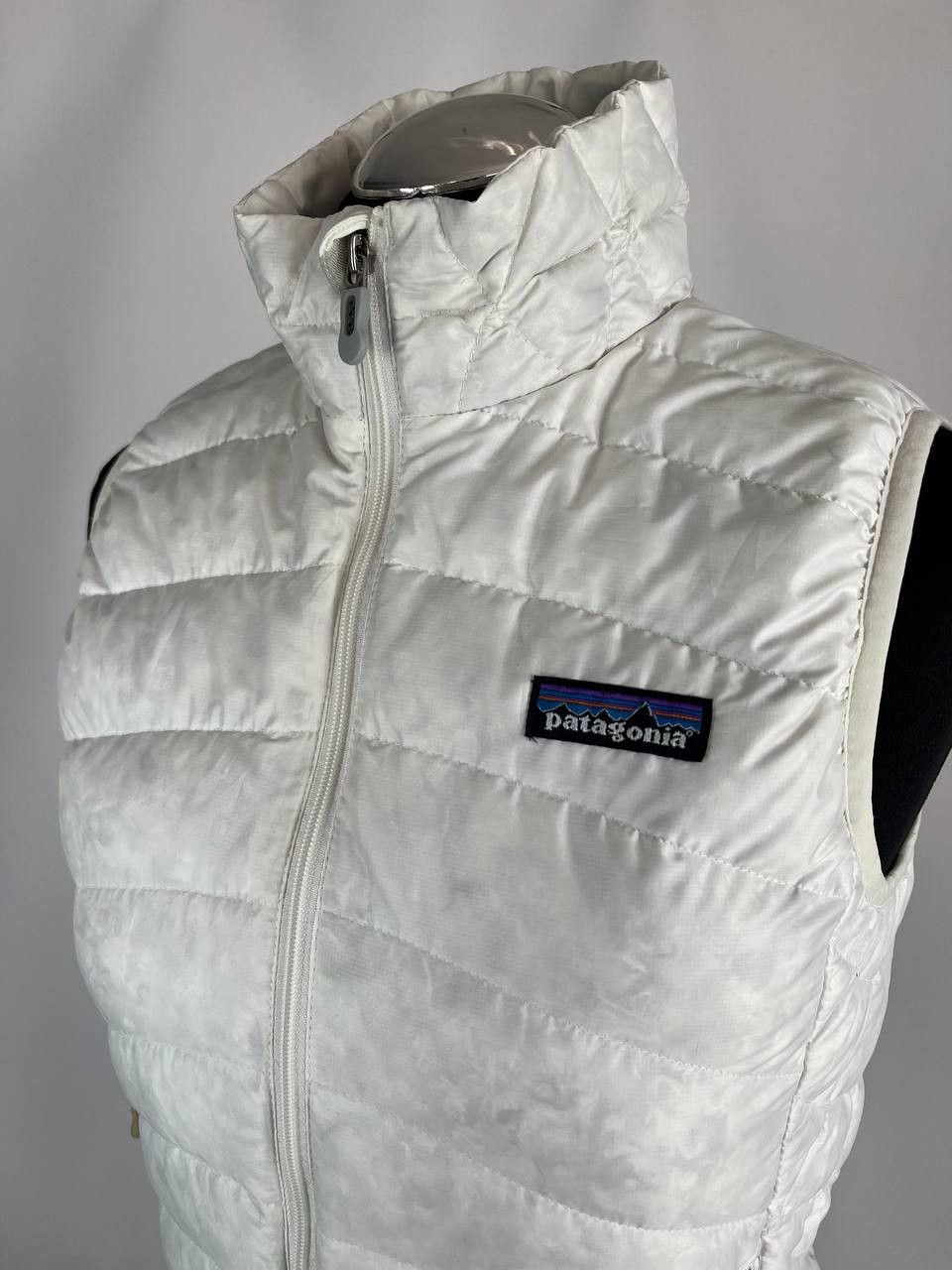 Patagonia Patagonia Down Vest White Zip Quilted Puffer Style (0431) Size XS / US 0-2 / IT 36-38 - 4 Thumbnail