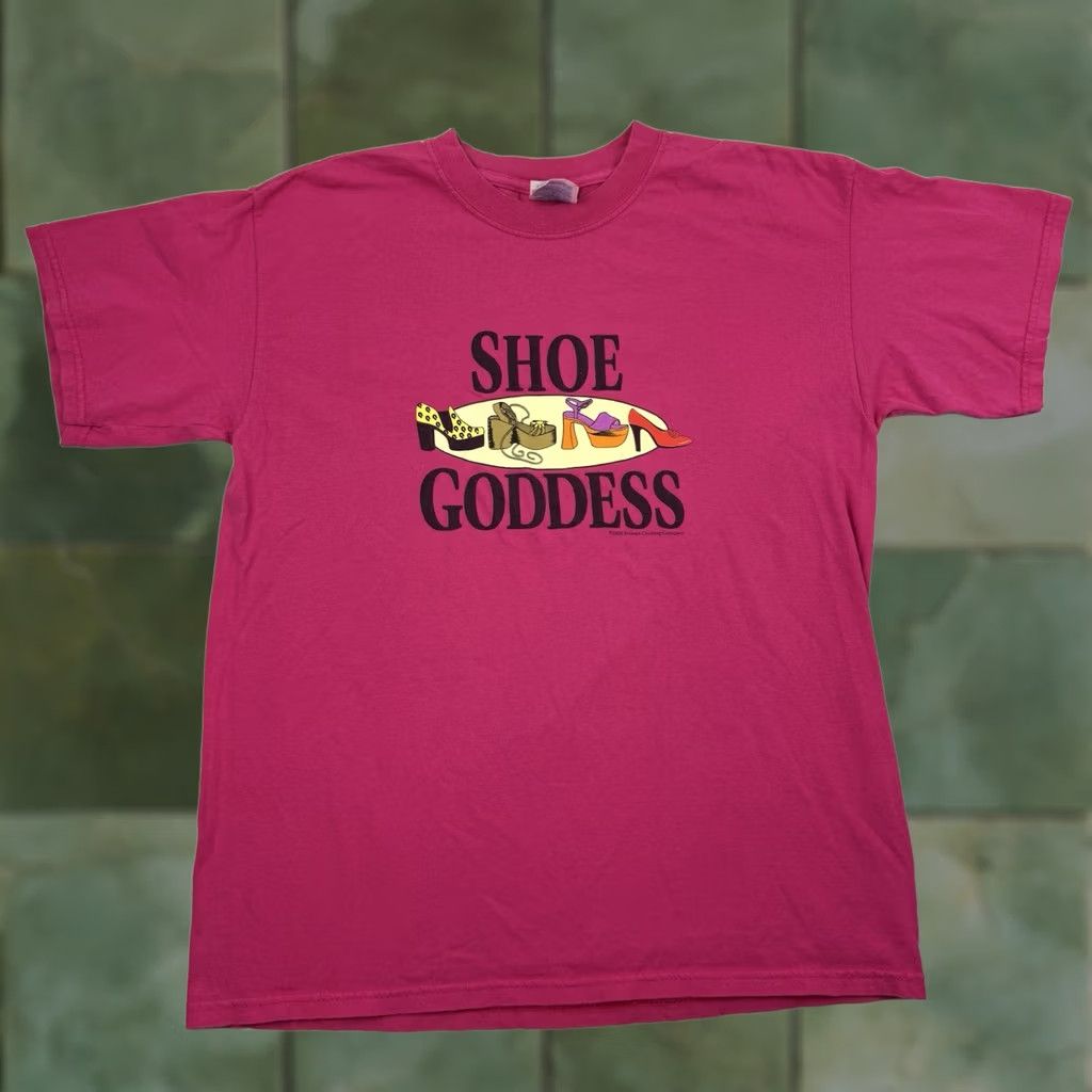Gildan VINTAGE Shoe Goddess T Shirt Womens Large Pink Shopping Funny Humor Y2K 2000 Designer Size L / US 10 / IT 46 - 1 Thumbnail