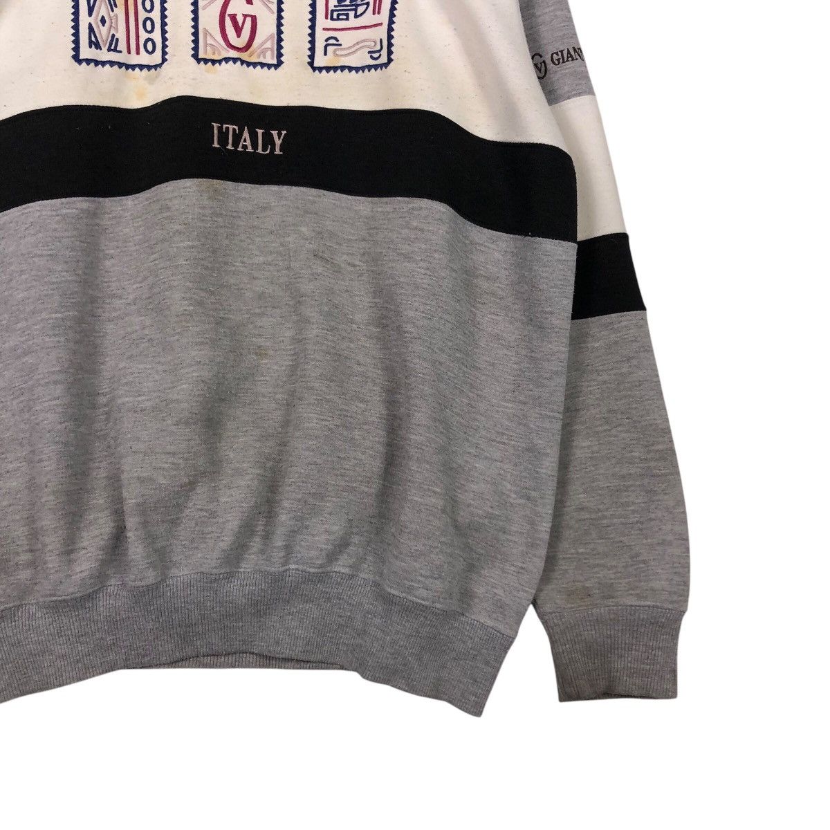 Japanese Brand × Vintage 📌Vintage Sweatshirt Gianni Valentino Italy Big Logo Size US L / EU 52-54 / 3 - 6 Thumbnail