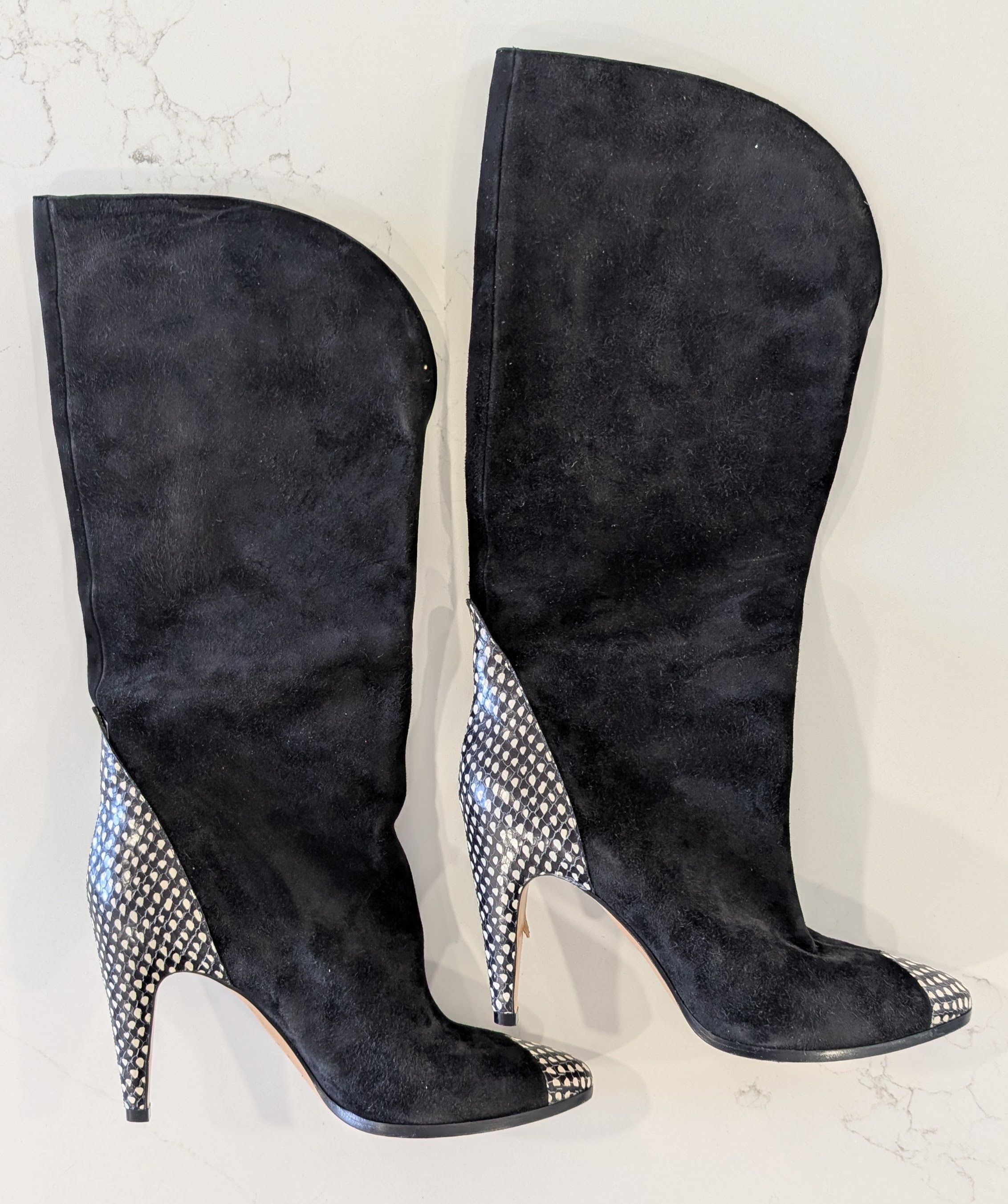 Givenchy Givenchy Black Suede Snake Effect Knee High Boots Size 37.5 Size US 7.5 / IT 37.5 - 3 Thumbnail
