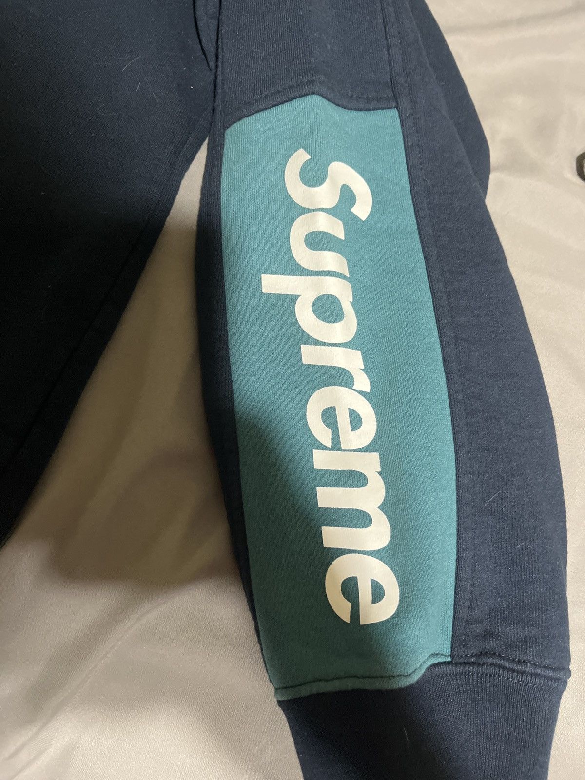 Supreme Supreme Formula Box Logo Size US L / EU 52-54 / 3 - 4 Thumbnail