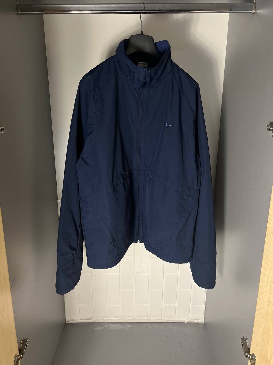 Nike VINTAGE NIKE AIR MAX RETRO NYLON JACKET DRILL Y2K 90s Size US L / EU 52-54 / 3 - 2 Thumbnail