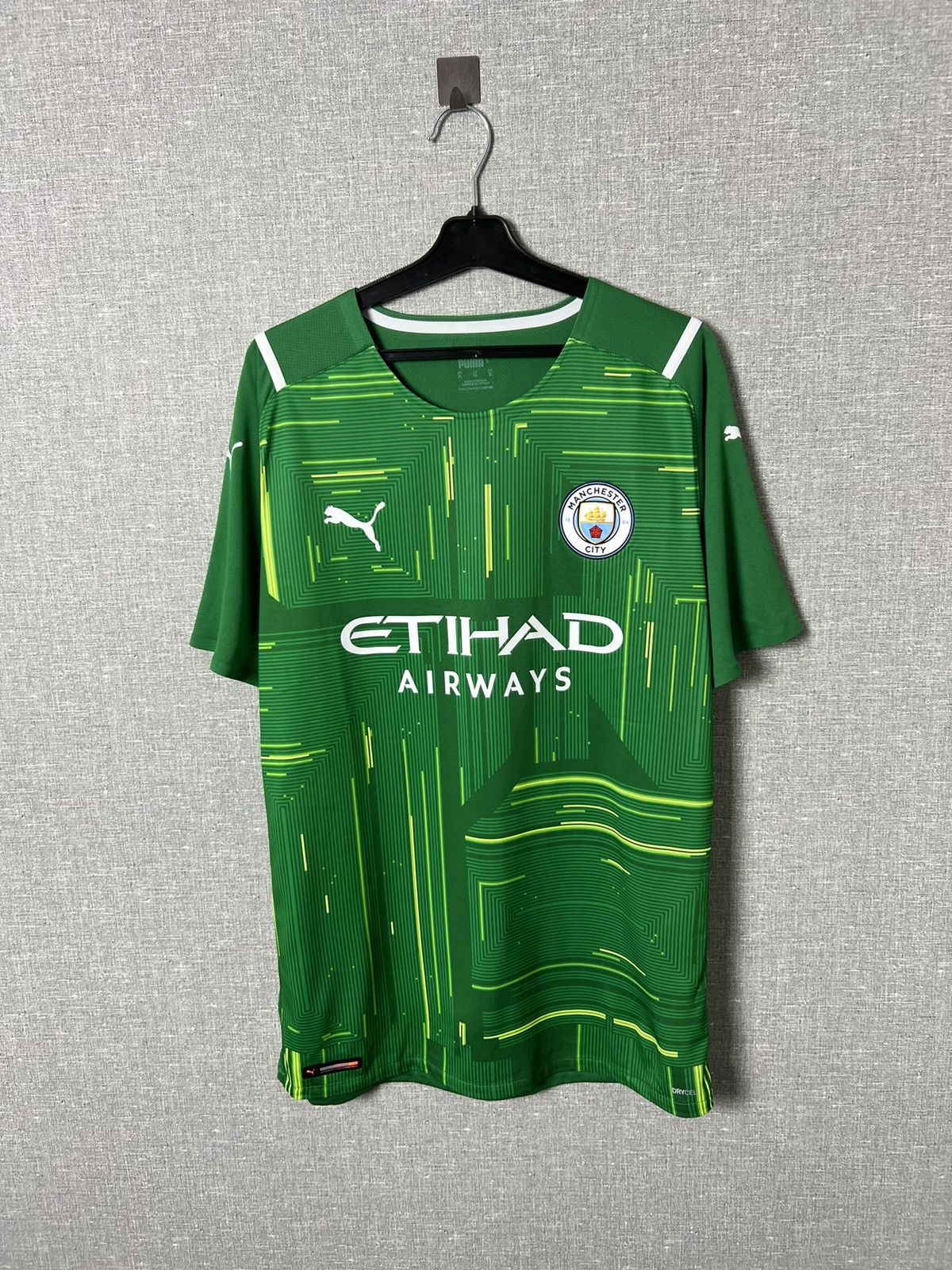 Puma Manchester City MCFC 2021/22 Goalkeeper Player Issue Jersey Size US XL / EU 56 / 4 - 1 Thumbnail
