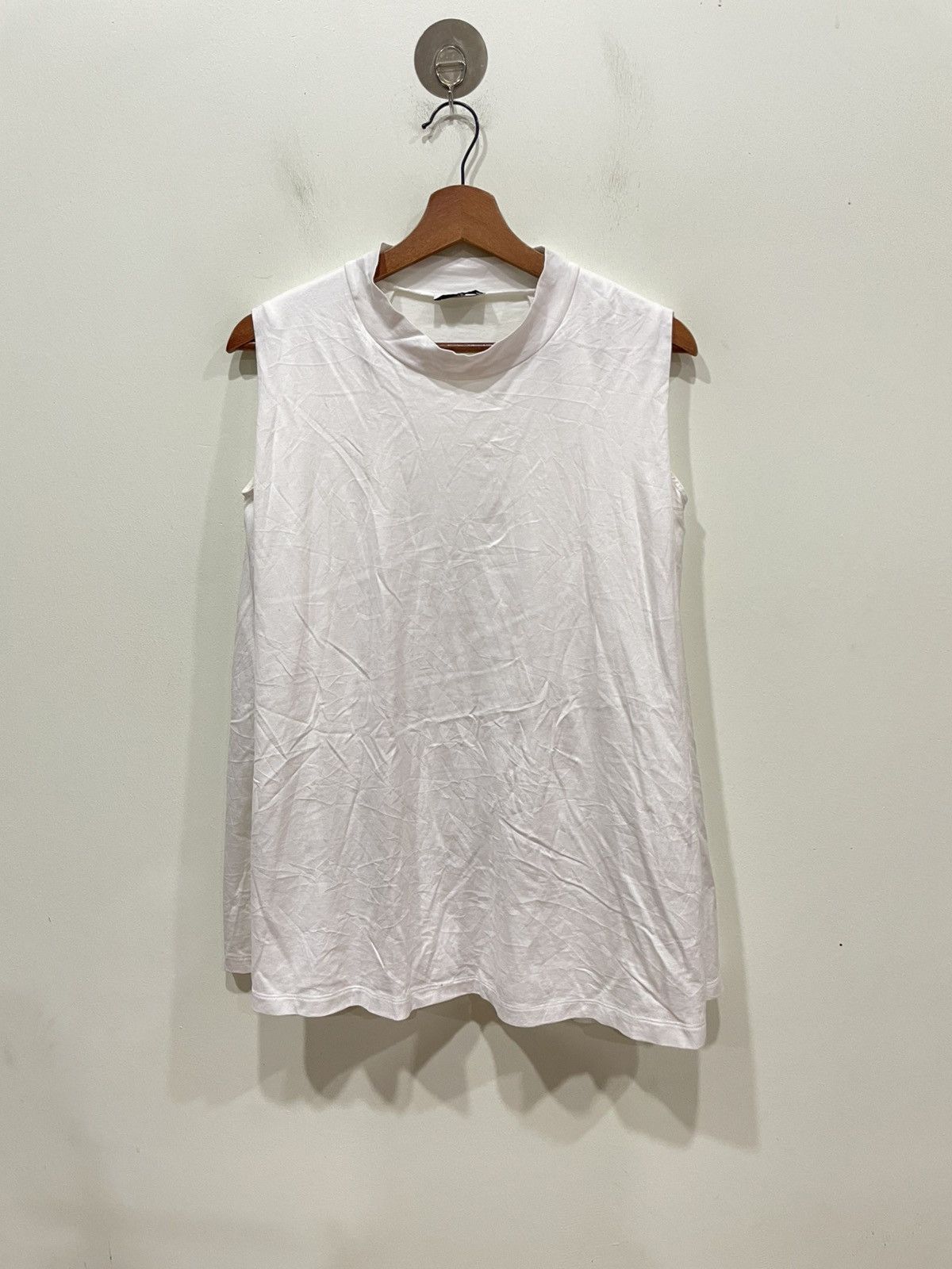 Undecorated Man Undecorated sleeveless Size US M / EU 48-50 / 2 - 1 Thumbnail
