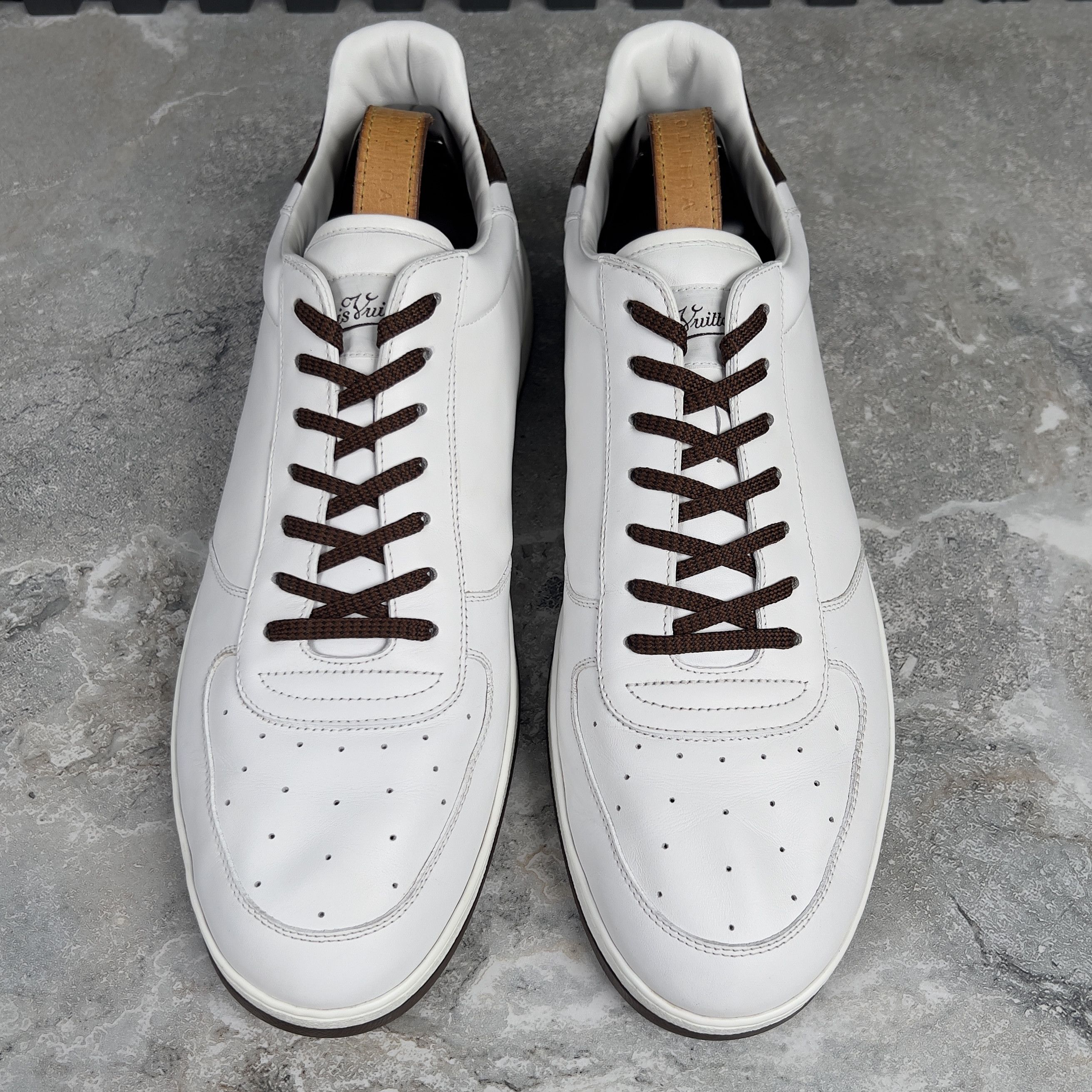 Louis Vuitton Louis Vuitton Rivoli Sneaker Low Top Monogram Leather Size US 12 / EU 45 - 6 Thumbnail