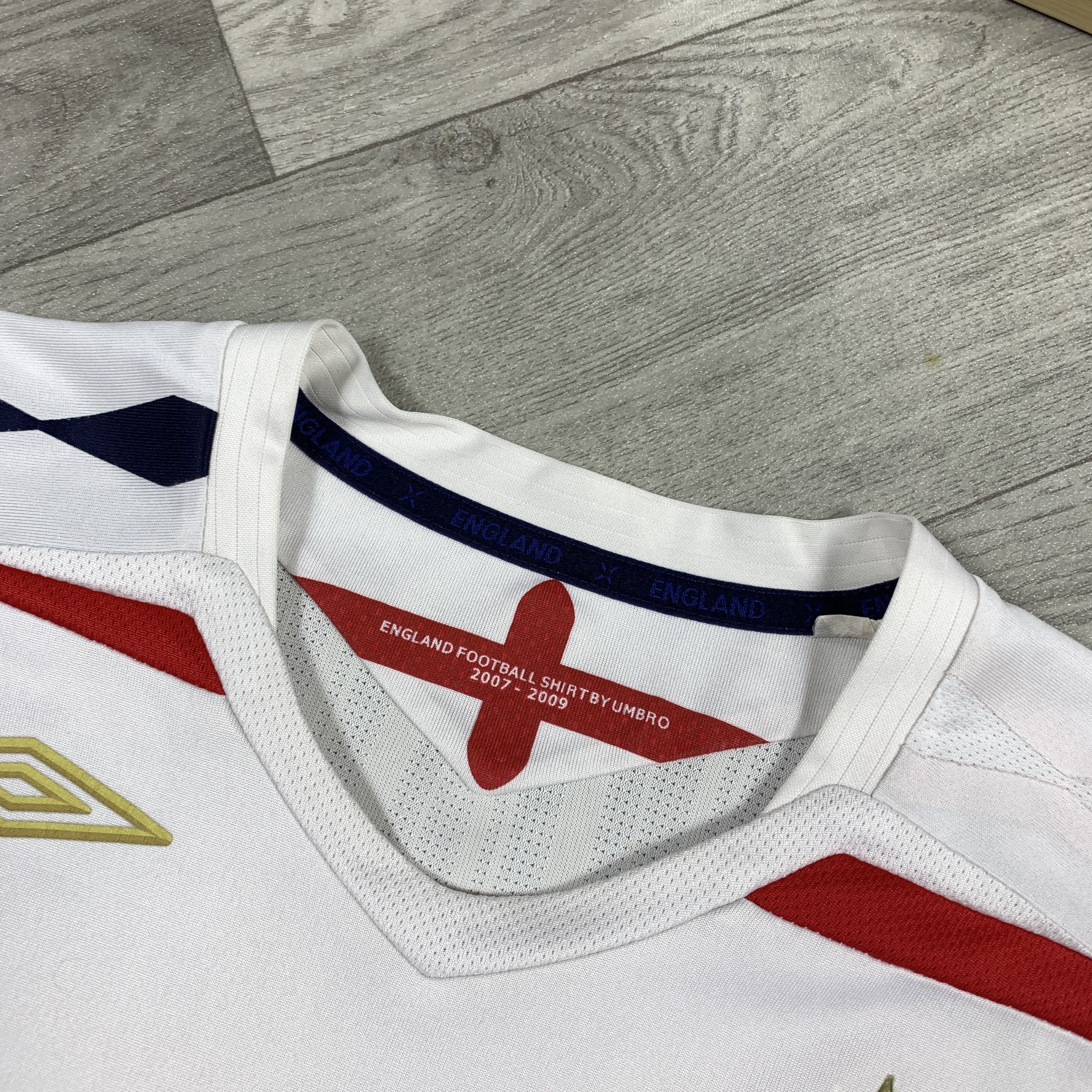 Umbro Vintage Umbro England Football Jersey 2007-2009 Tee Shirt Size US L / EU 52-54 / 3 - 5 Thumbnail