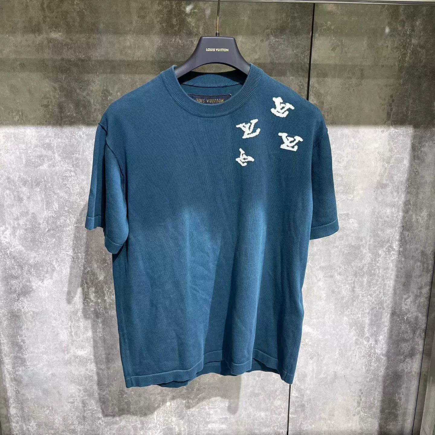Louis Vuitton Louis Vuitton T-Shirt s Men Size US S / EU 44-46 / 1 - 1 Thumbnail