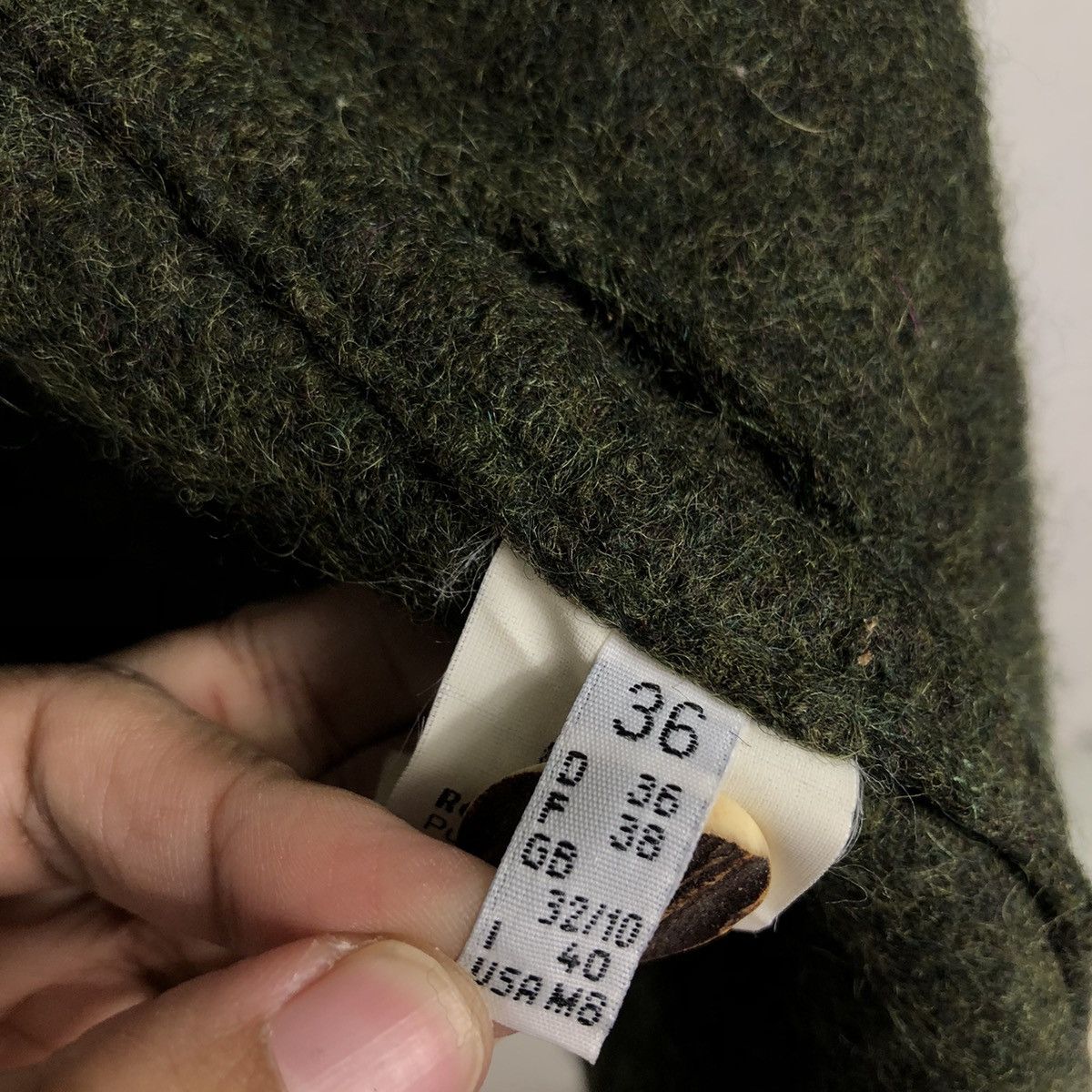 Vintage Vintage Cashmere Wool Jacket Giesswein Austria Double Collar Size US M / EU 48-50 / 2 - 19 Thumbnail