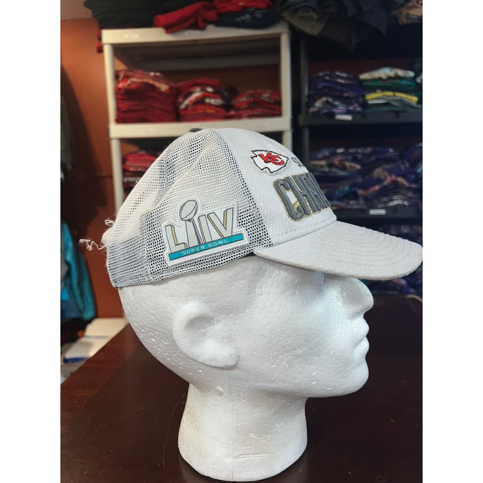 New Era Kansas City Chiefs Hat Super Bowl Champions Cap NFL 2019 Size ONE SIZE - 5 Thumbnail