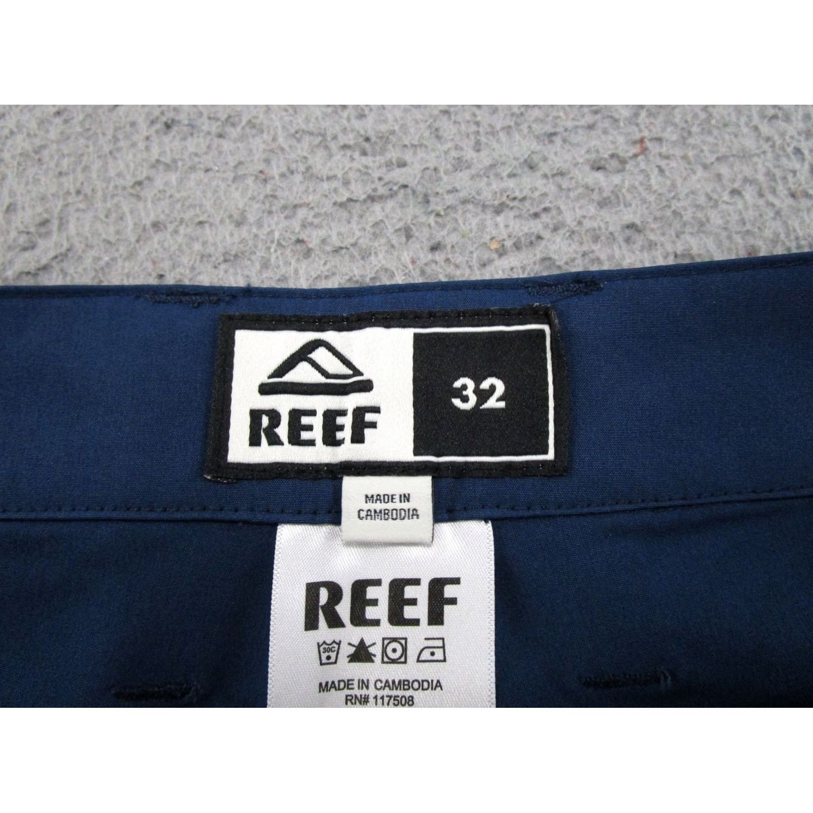 REEF Reef Mens Navy Blue Stretch Chino Shorts Size 32 Golf Preppy Beach NEW Size US 32 / EU 48 - 3 Thumbnail