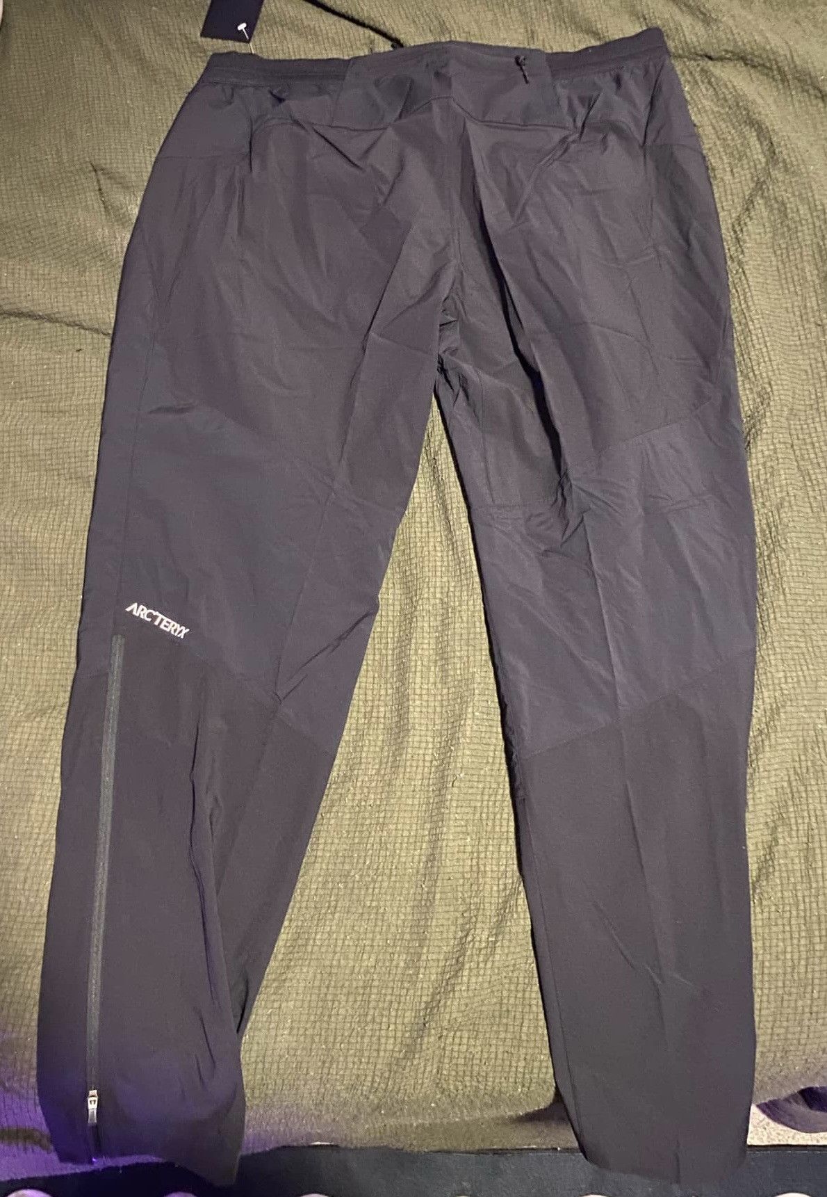 Arc'teryx Brand new men’s gama pant size XL Size US 37 - 2 Thumbnail