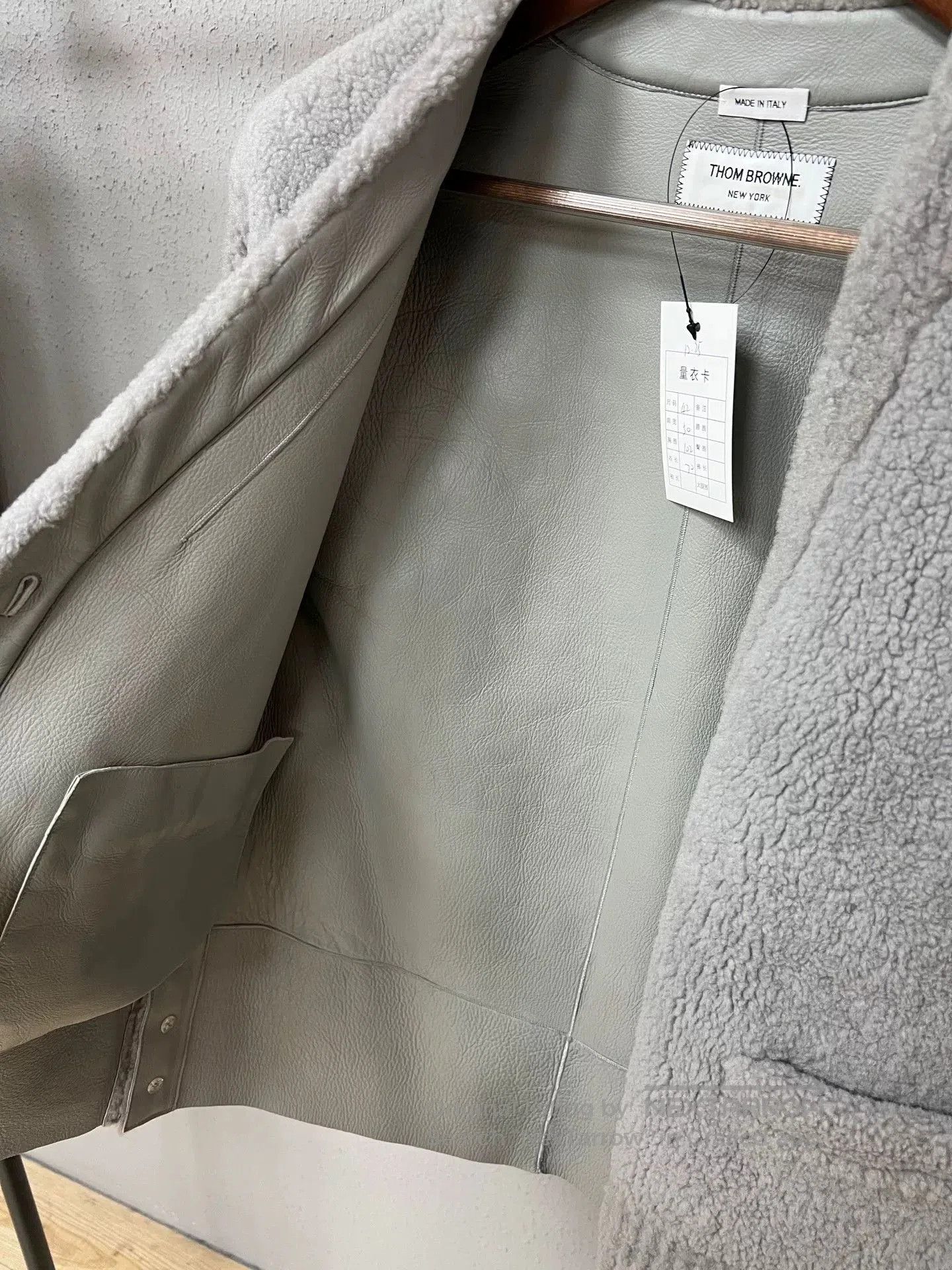 Thom Browne Thom Browne Gray V-Neck Cardigan. Size US XS / EU 42 / 0 - 3 Thumbnail