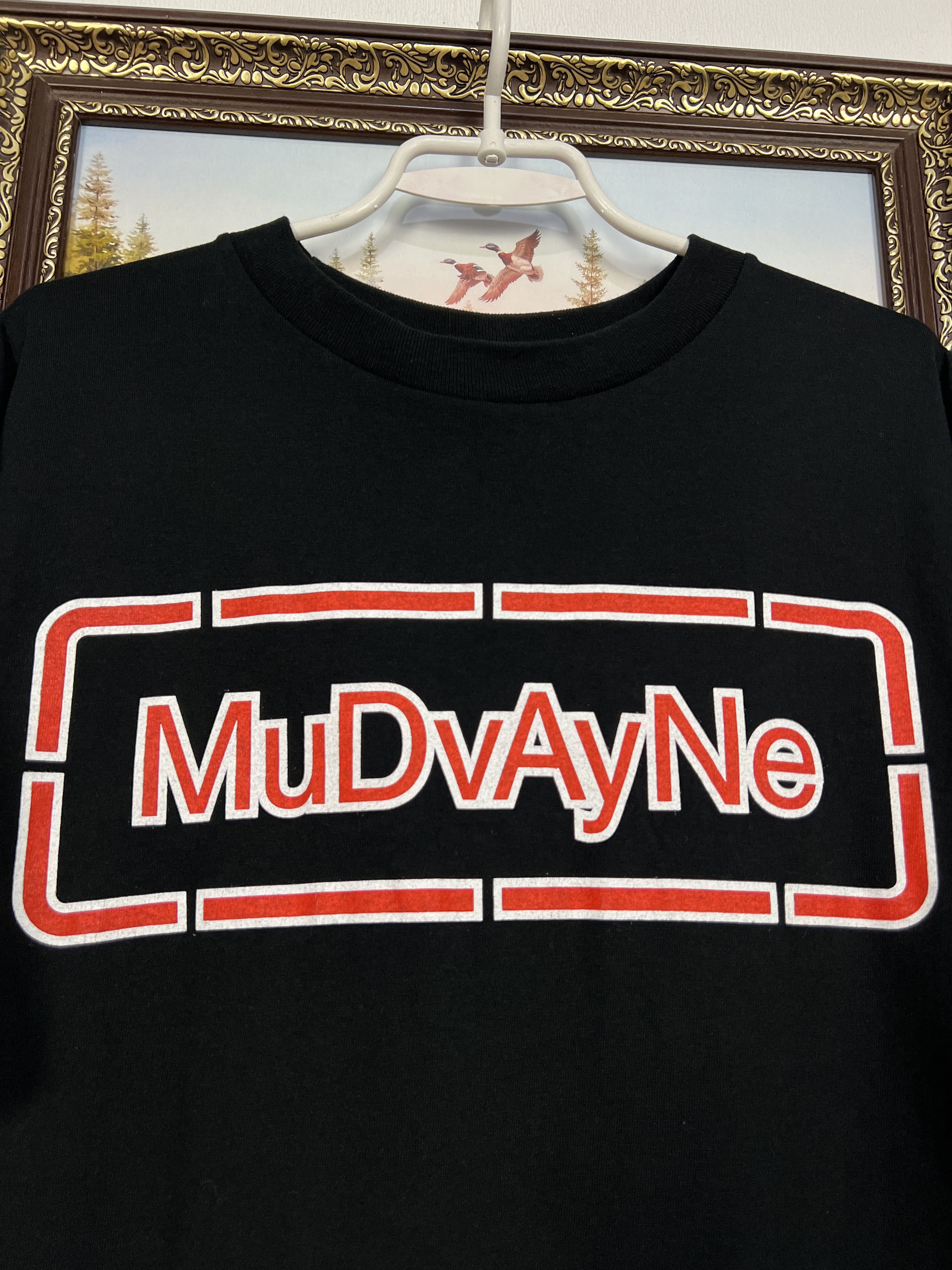 Vintage Vintage 90's Mudvayne Distressed Graphic Band Shirt Tee Size US L / EU 52-54 / 3 - 3 Thumbnail