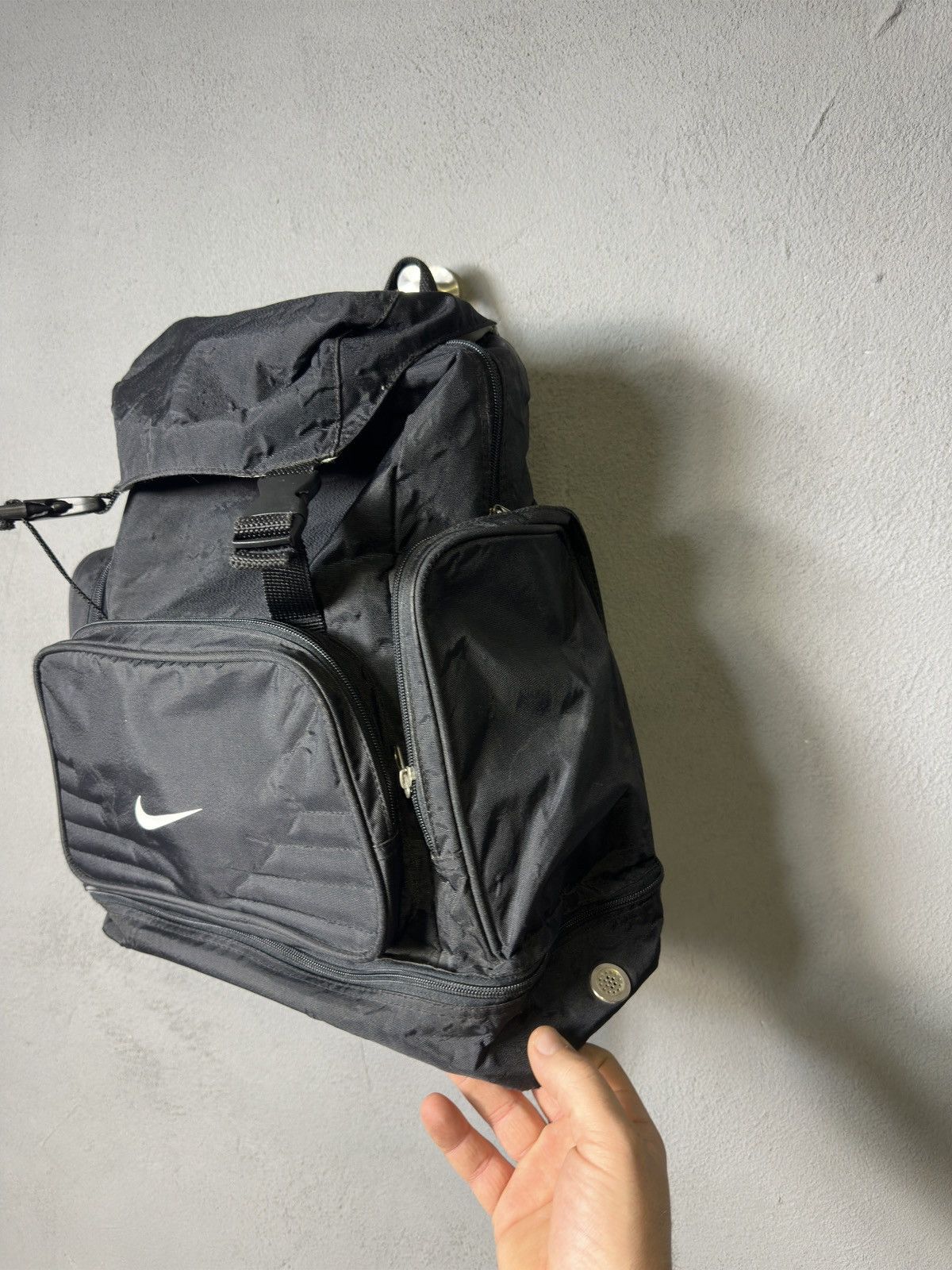 Nike × Vintage Nike Vintage 90s Y2K Black Backpack Size ONE SIZE - 2 Thumbnail