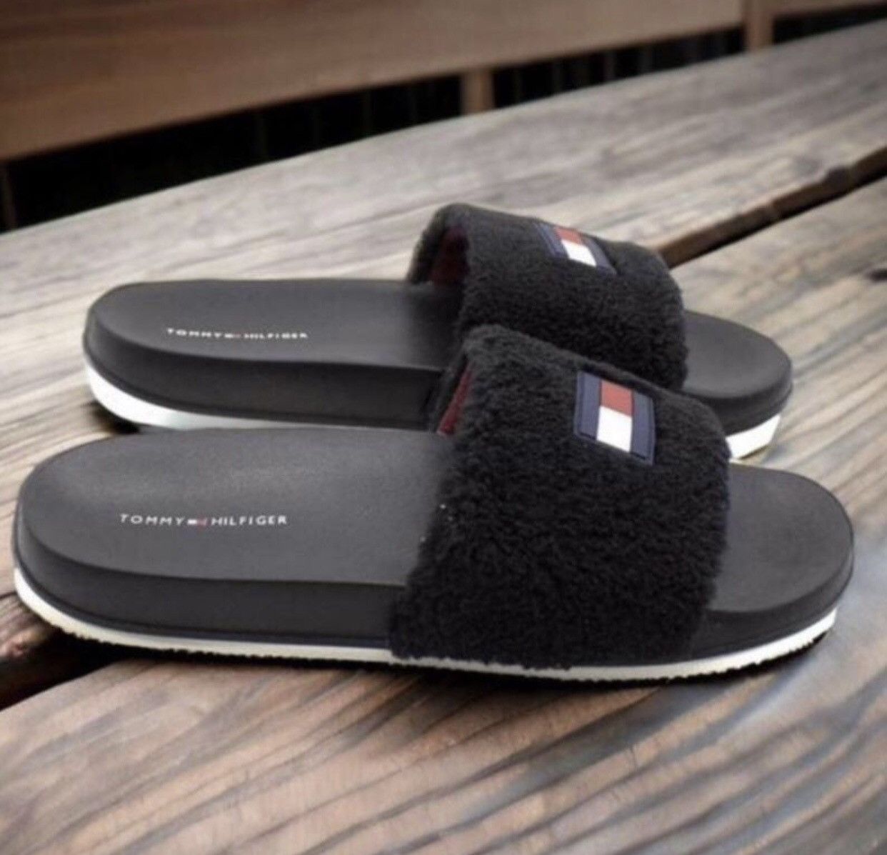 Tommy Hilfiger Slip-ons