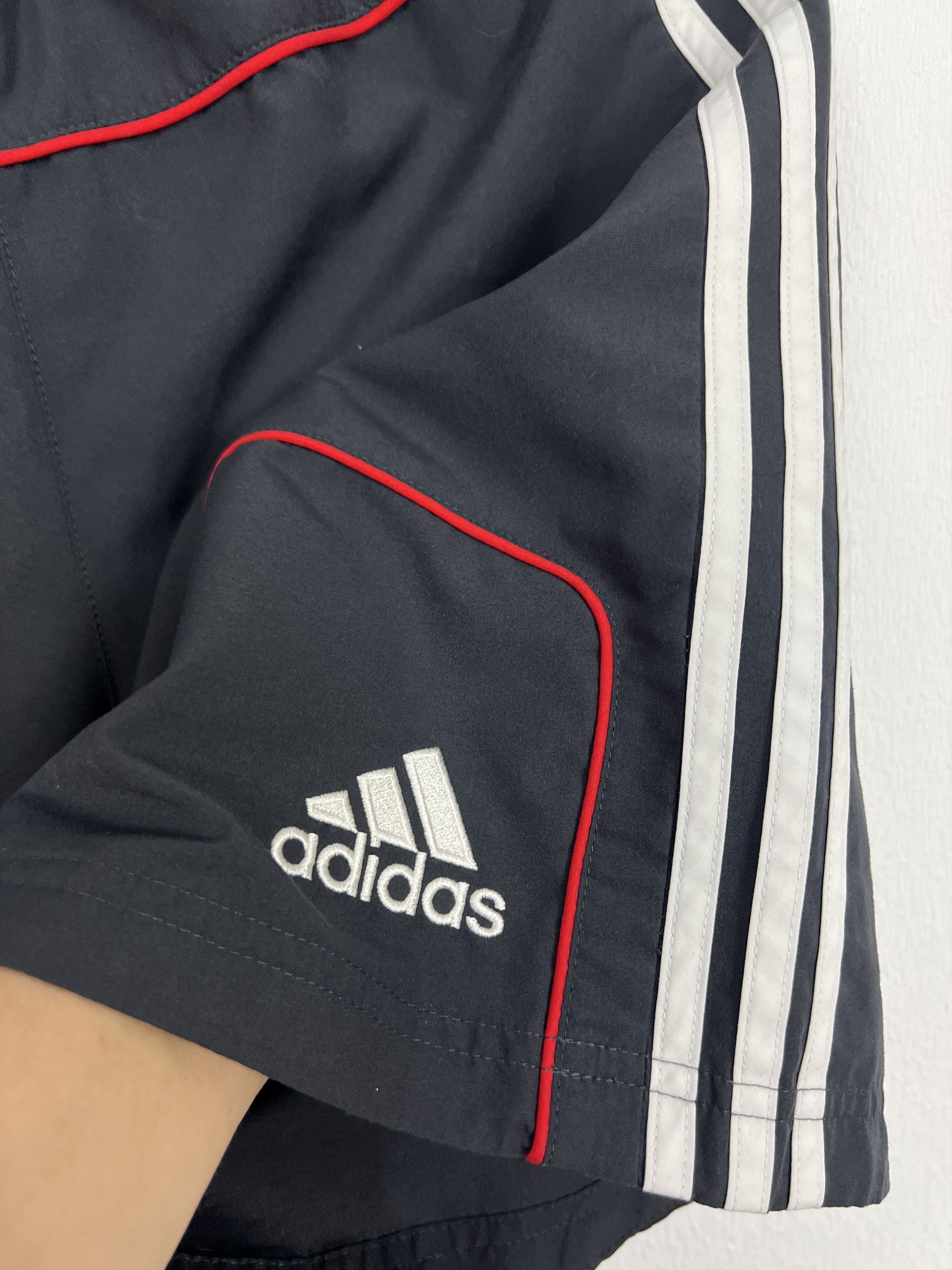 Adidas Vintage Adidas Munster Rugby Union Mens Shorts Rare M Size US 32 / EU 48 - 3 Thumbnail