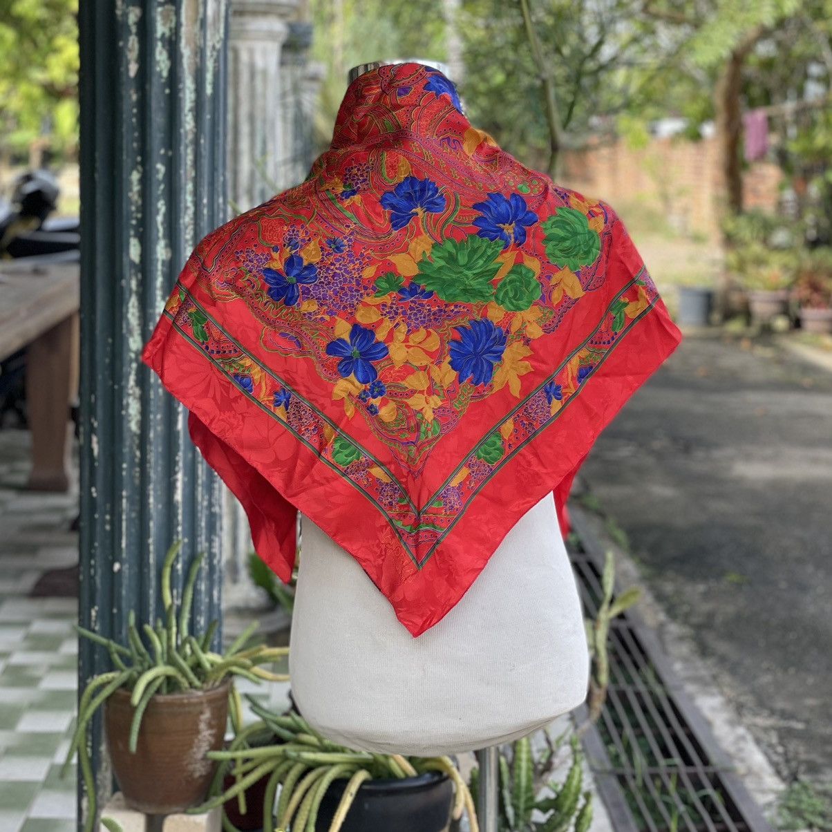 Andrea Crews × Designer × Vintage ANDREA PARIS-NEW YORK Silk Floral Scarf Size ONE SIZE - 1 Thumbnail