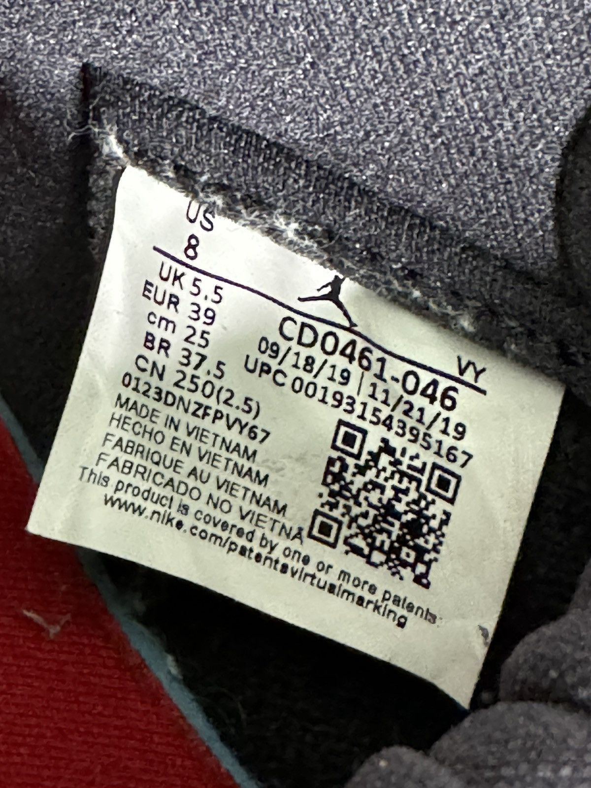 Nike Air Jordan 1 Retro High OG “UNC to Chicago” sneakers Size US 8 / IT 38 - 6 Thumbnail