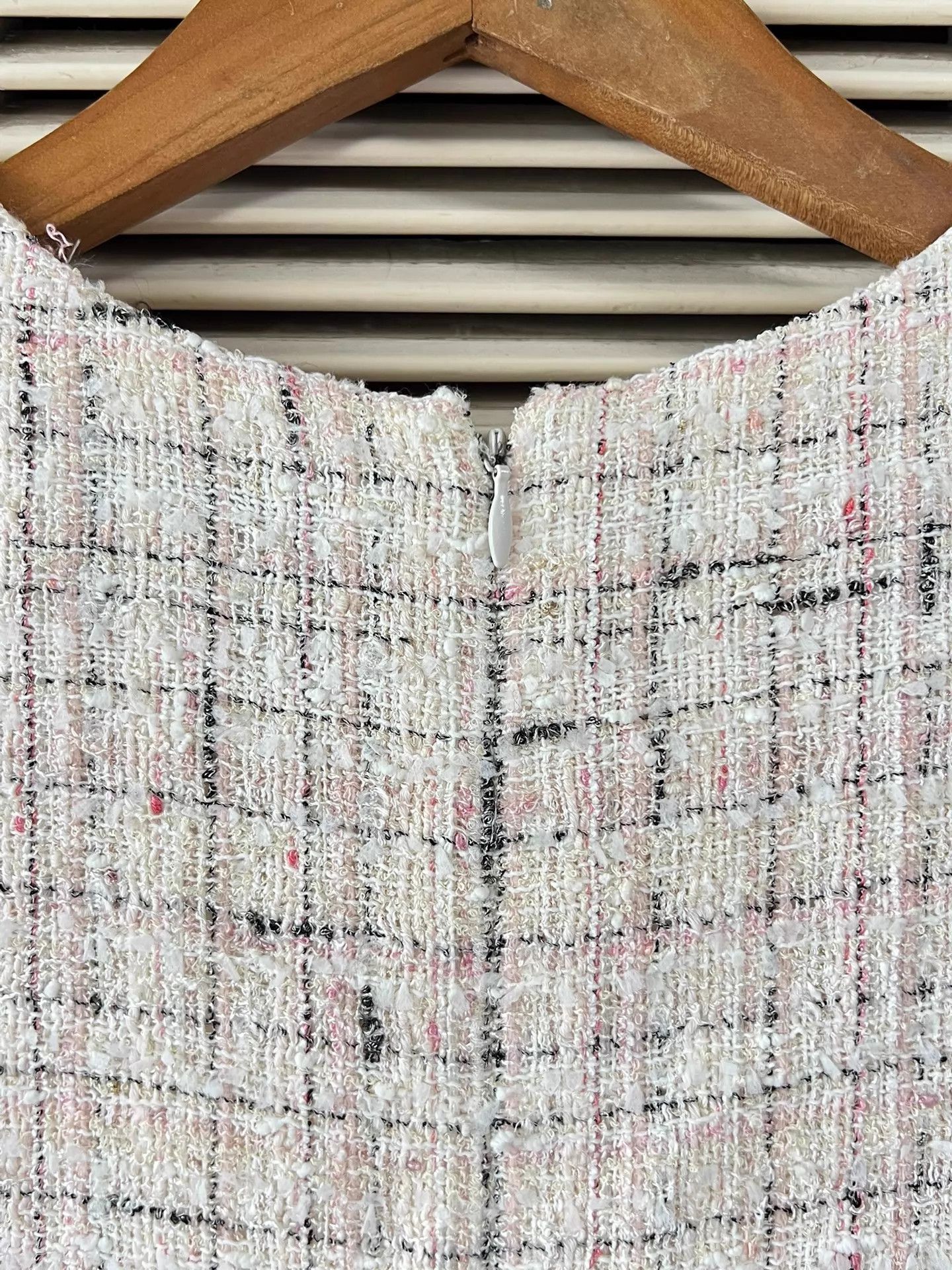 Chanel Chanel Classic Tweed Short-Sleeve Mid-Length Dress 38 Size S / US 4 / IT 40 - 6 Thumbnail