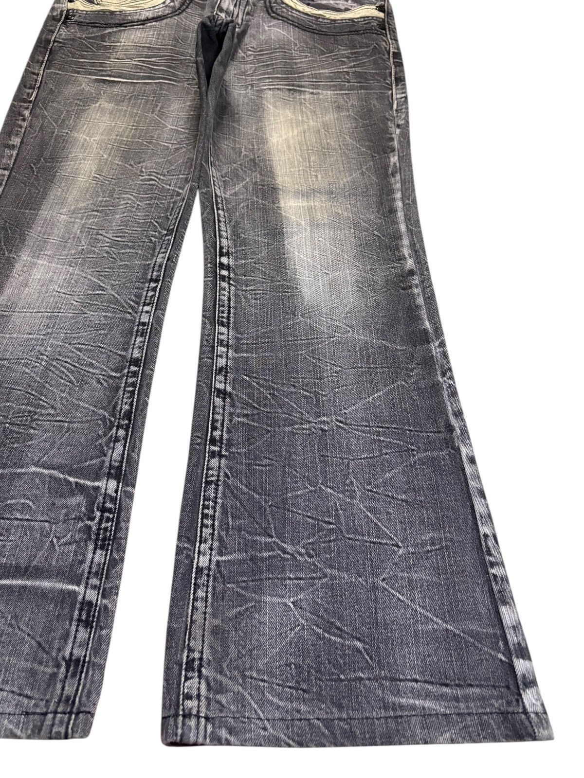 Japanese Brand Vintage Japanese Blow by Blue Cracked Wash Flare Jeans Size US 33 - 7 Thumbnail