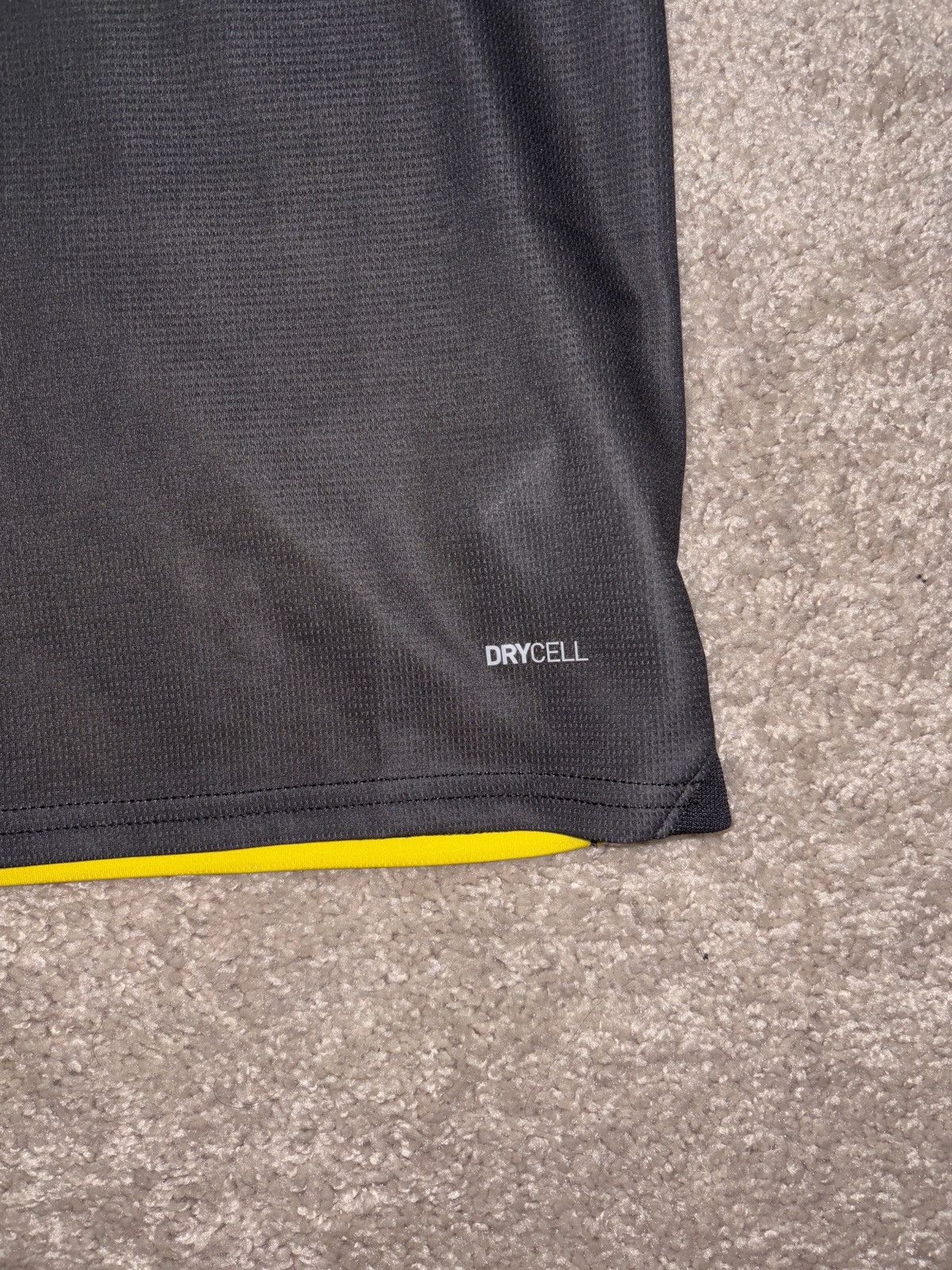 Puma Authentic Borussia Dortmund Jersey Size US L / EU 52-54 / 3 - 5 Thumbnail