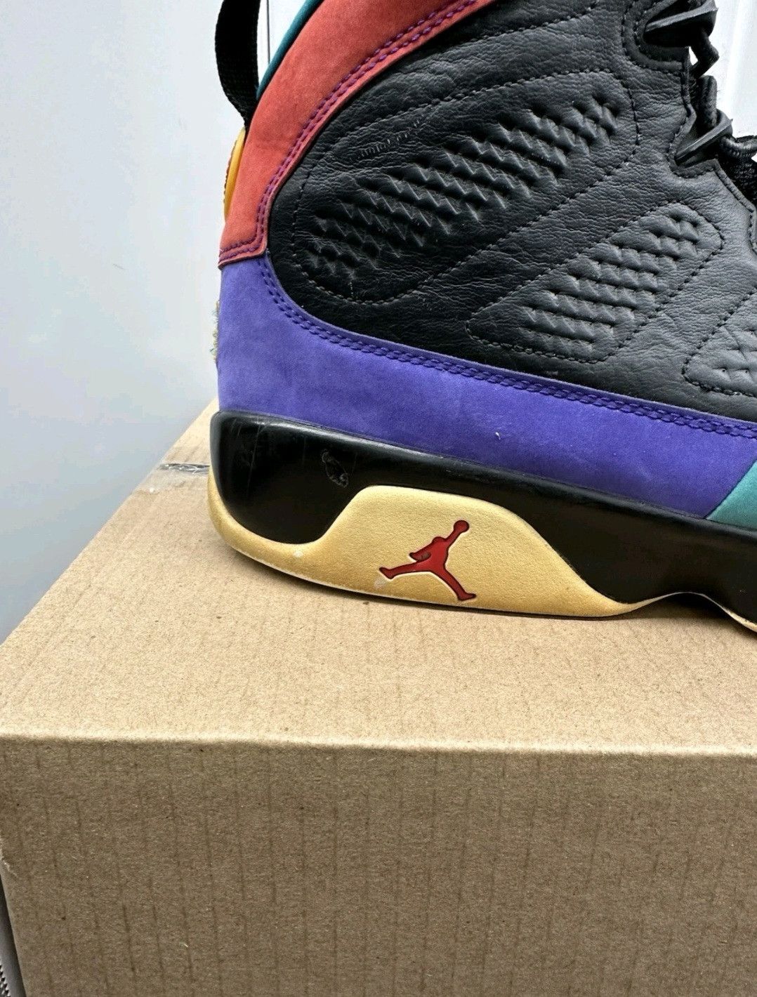 Jordan Brand Nike Air Jordan Retro 9 Dream It Do It 302370065 Size 12 Men Size US 12 / EU 45 - 7 Thumbnail
