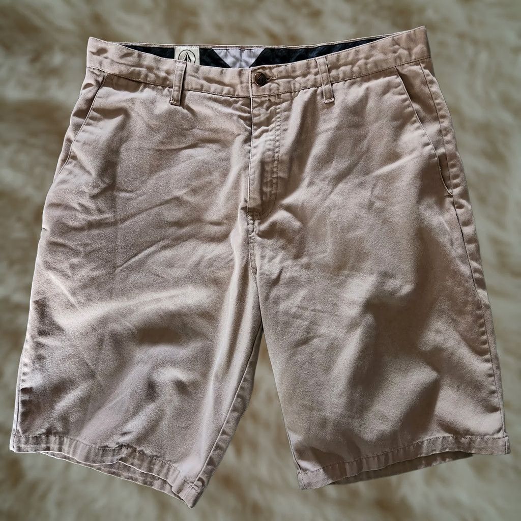 Volcom Volcom Shorts Y2K Tan Mens 34 11" Chino Skate Grunge Grade: Good Regular Size US 34 / EU 50 - 1 Thumbnail