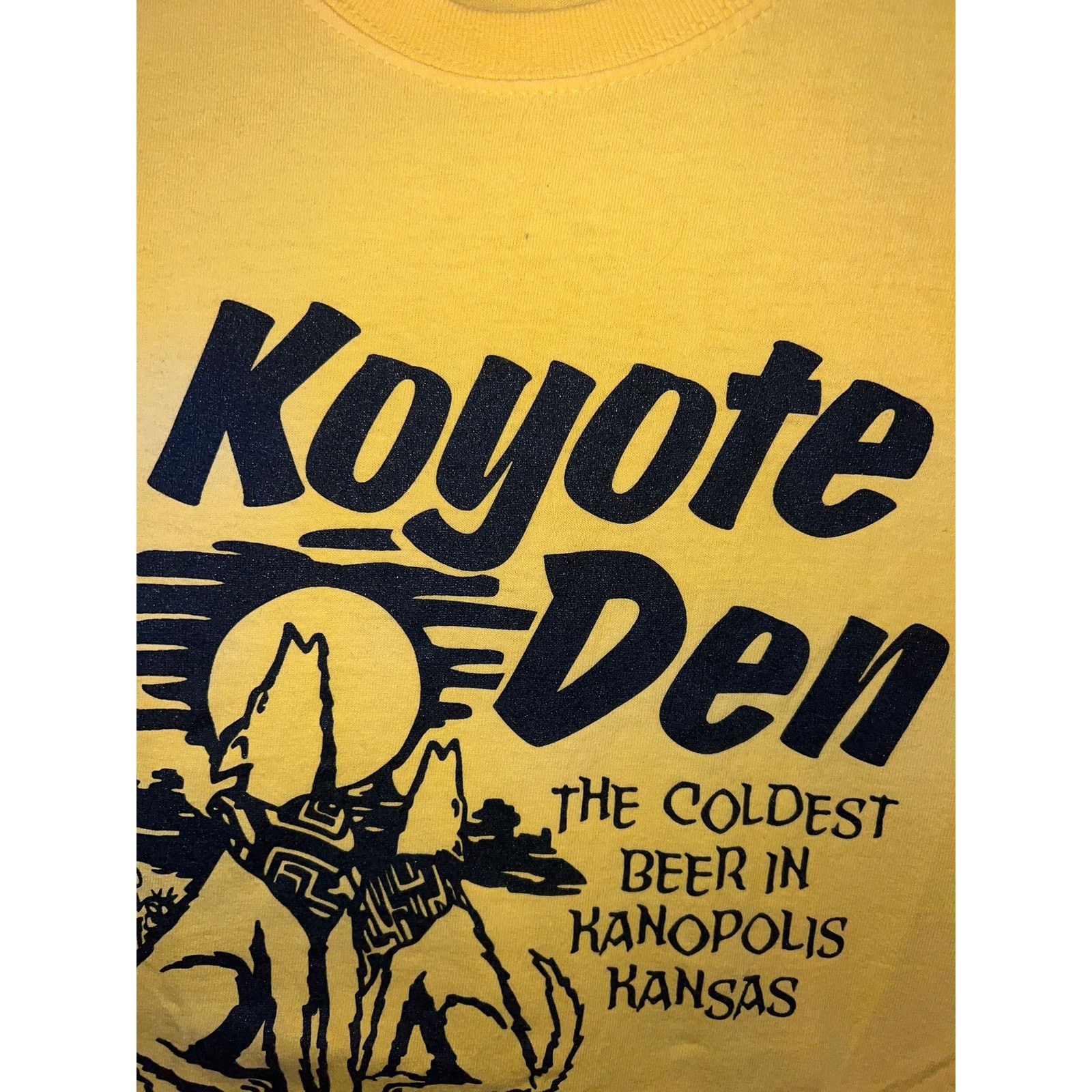 Gildan Vintage Koyote Den Shirt Coldest Beer In Kanopolis Tee XL Size US XL / EU 56 / 4 - 3 Thumbnail