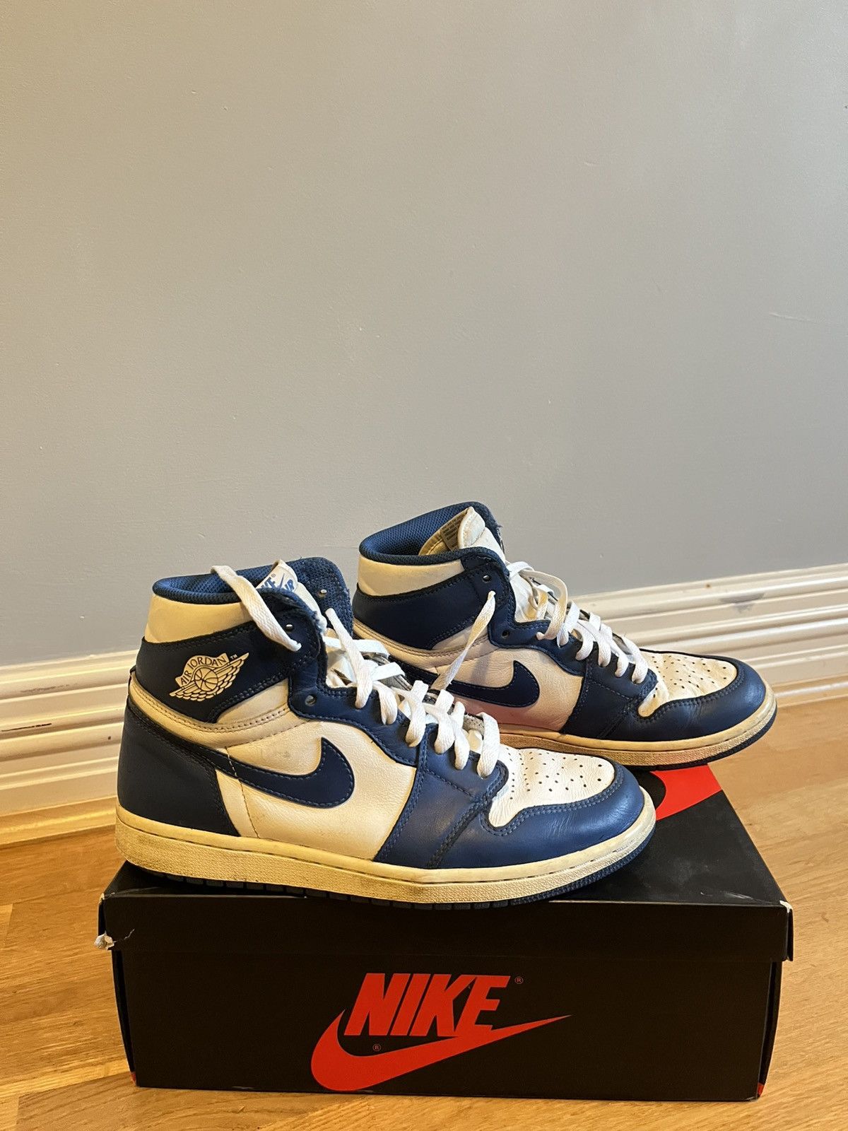 Jordan Brand × Nike Jordan 1 Storm Blue 2016 Retro Size US 8 / EU 41 - 3 Thumbnail