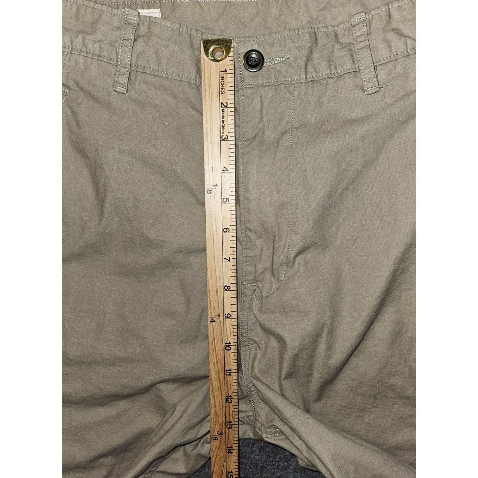 Levi's Levi's Cargo Shorts Men 30 Beige High Rise White Tab Long Casual 90s Outdoor American Mens Size US 30 / EU 46 - 5 Thumbnail