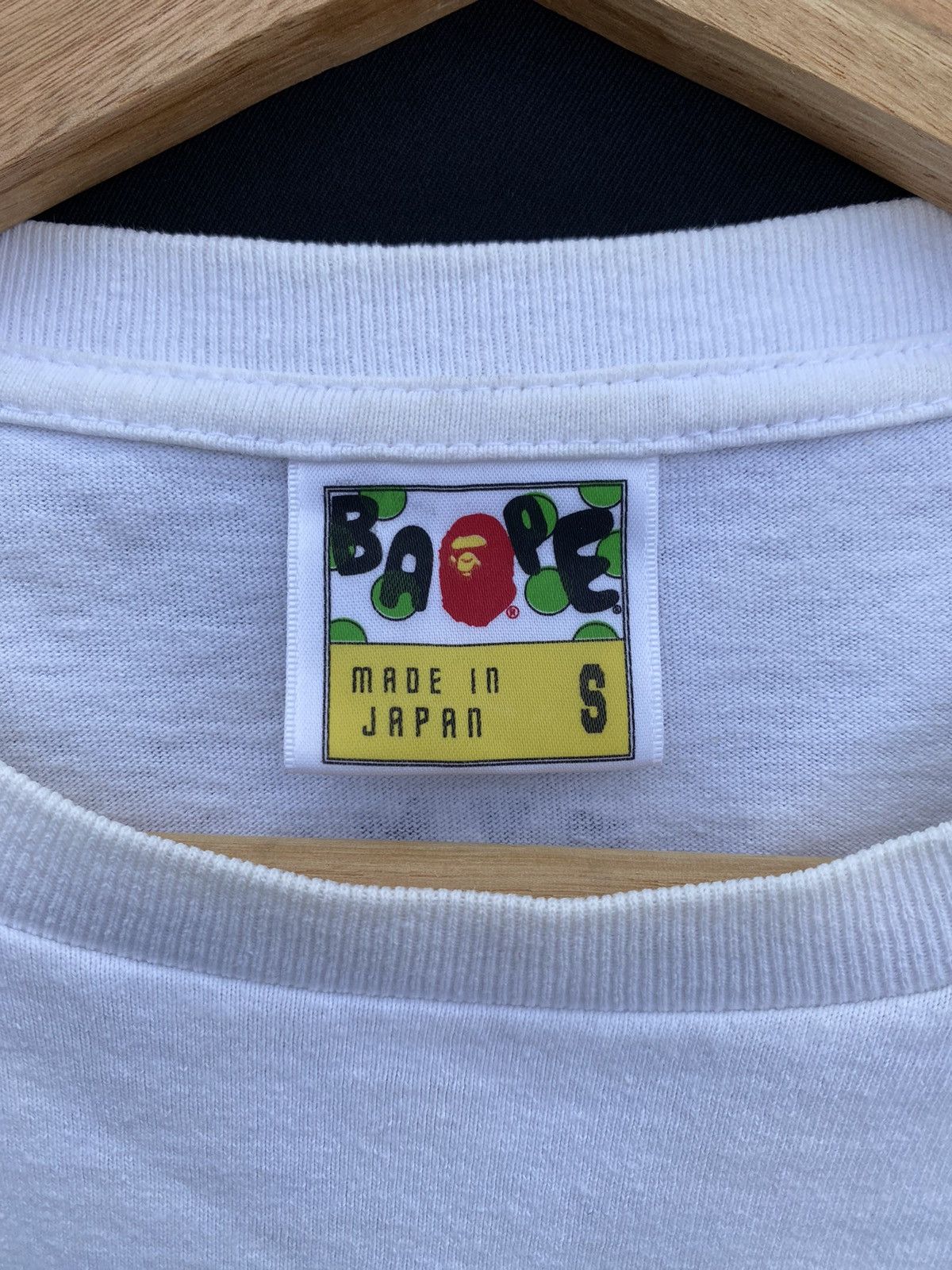 Bape Rare!! A BATHING APE Baby Milo White T-shirts Size US S / EU 44-46 / 1 - 9 Thumbnail
