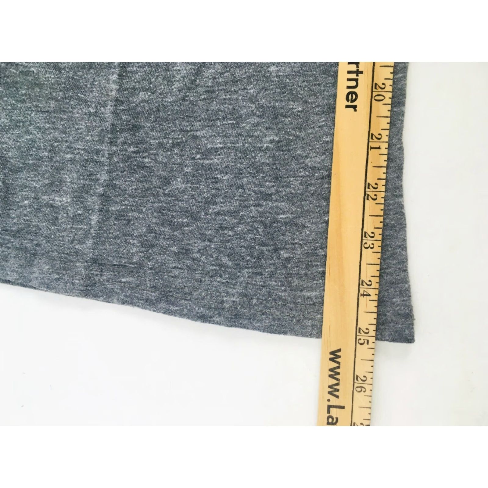 Reebok Reebook T Shirt Women's Size S Short Sleeve Gray Hawks Kane 88 V Neck Pullover Size S / US 4 / IT 40 - 6 Thumbnail