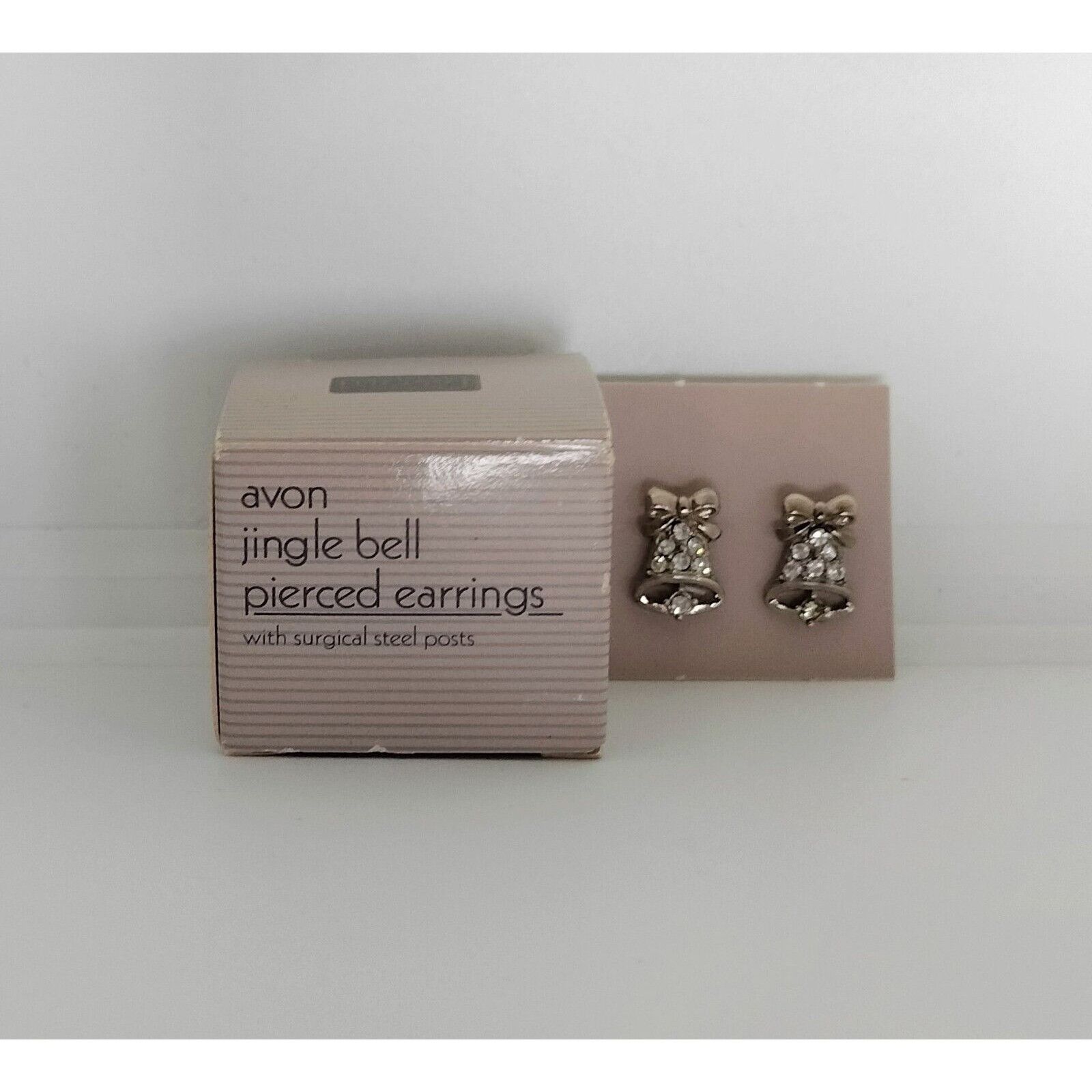 Vintage Vintage Avon 1991 Pierced Earrings Jingle Bells Christmas Si Size ONE SIZE - 18 Thumbnail