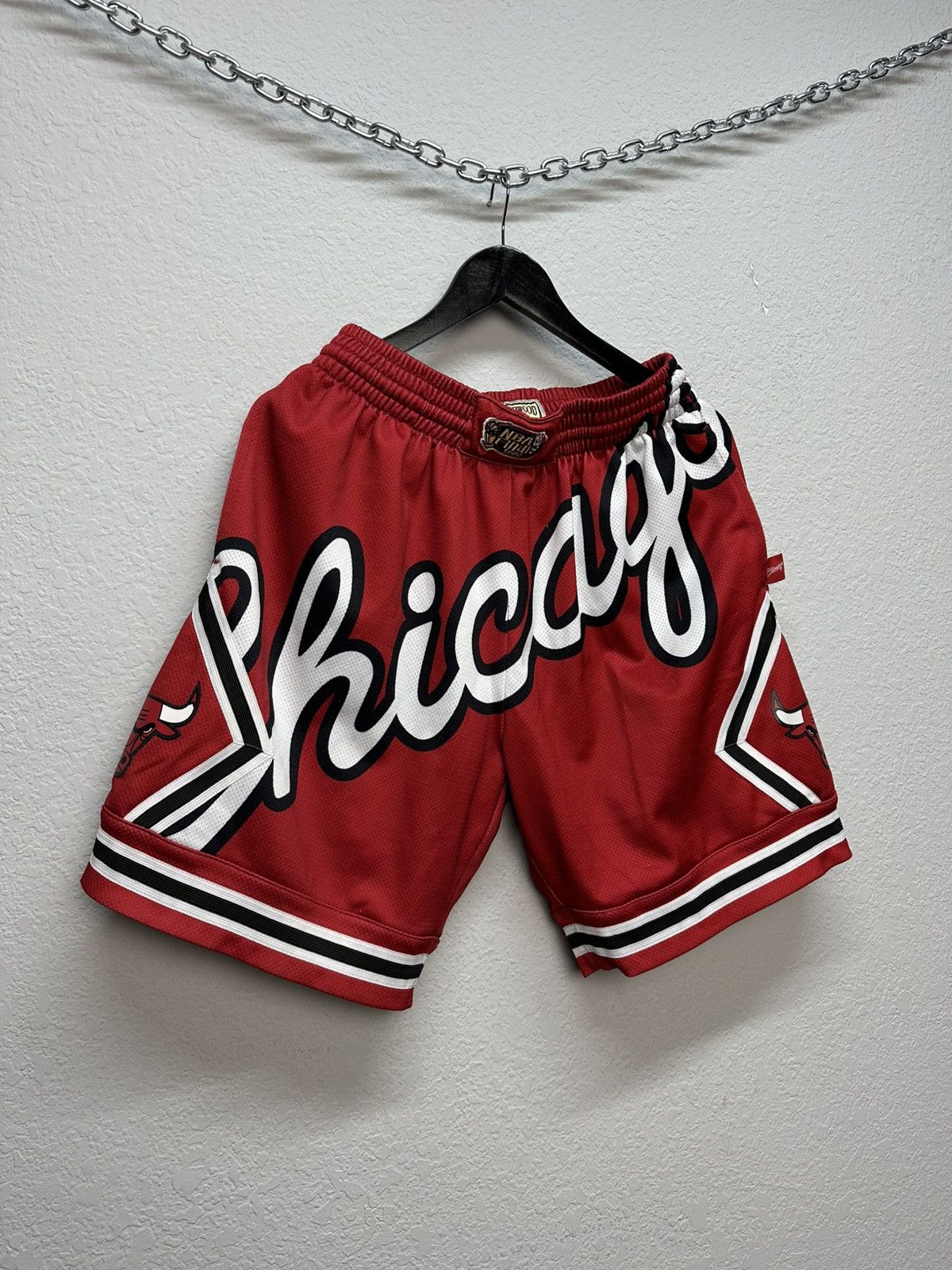 Vintage Mitchell Ness Hardwood Classic Chicago Bulls Shorts