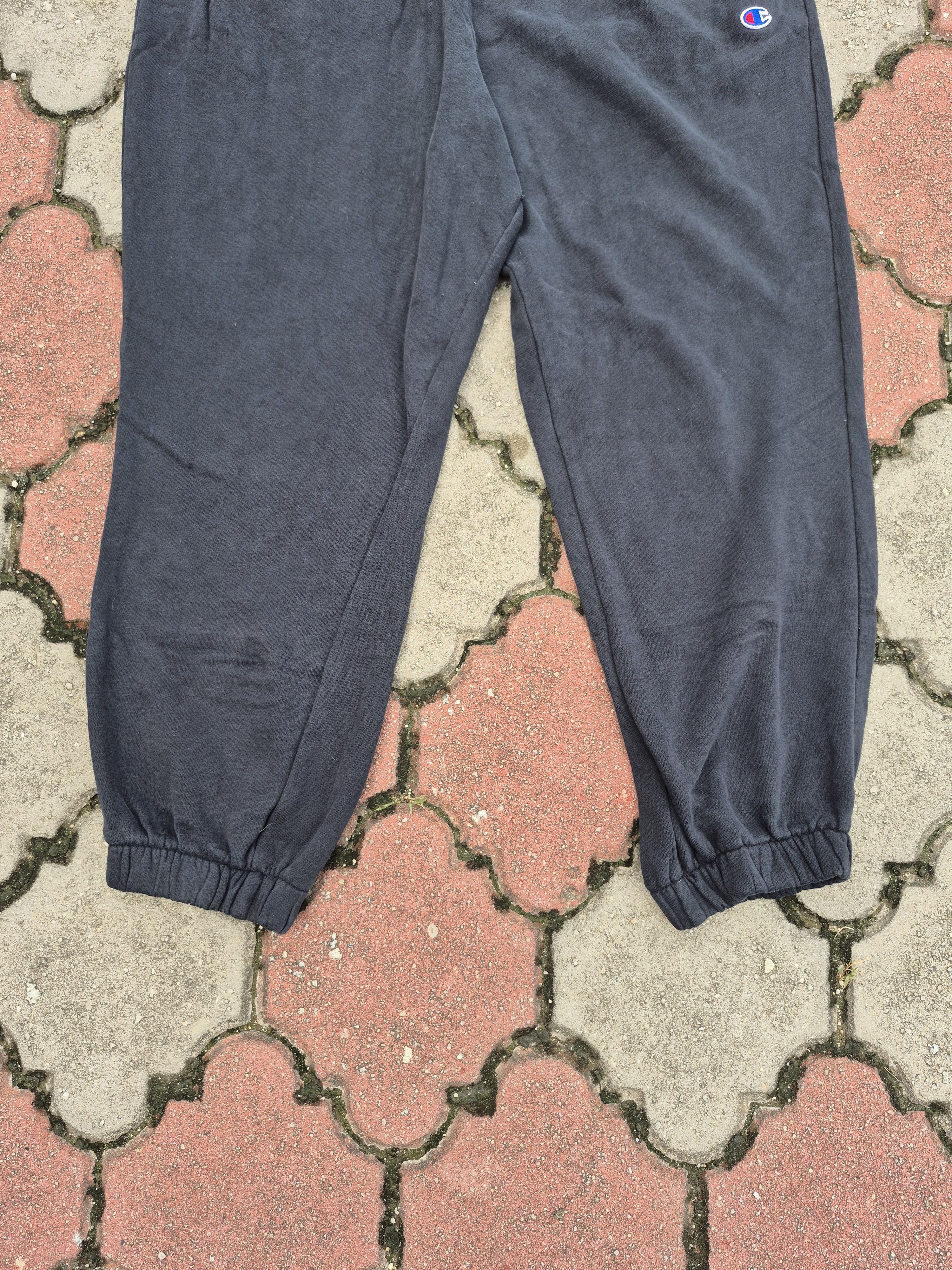 Champion 🔥 Champion Authentic Athletic Wear Jogger Pants Size US 34 / EU 50 - 3 Thumbnail