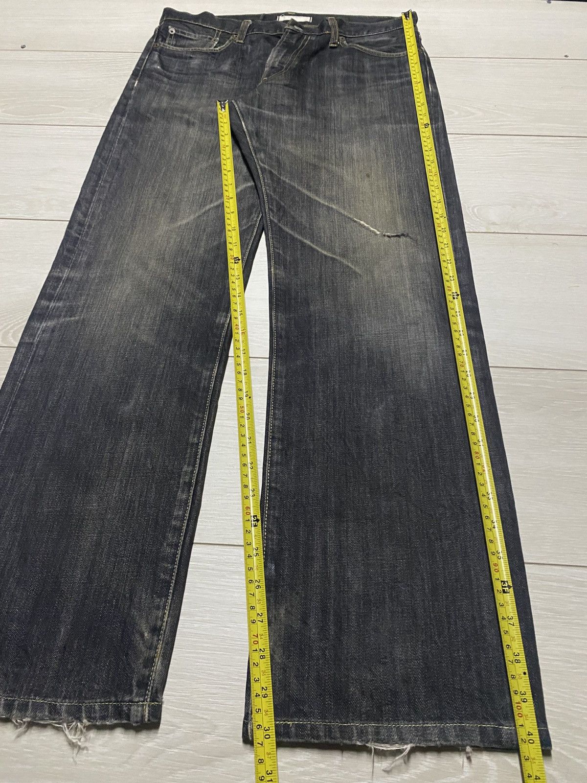 Jun Takahashi Japanese Brand Uniqlo Black Denim Distressed Loose Jeans Size US 33 - 14 Thumbnail