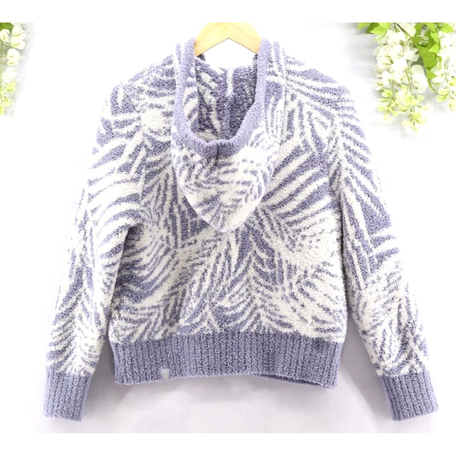 Tommy Bahama Tommy Bahama Women's Sea Swell Chenille Hoodie Zip Front XS Blue Floral Logo Full Zip Hooded Sweatshirt Size XS / US 0-2 / IT 36-38 - 2 Thumbnail