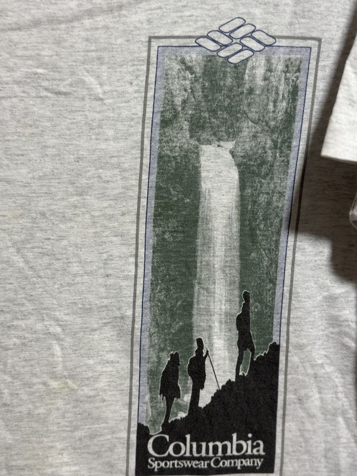 Columbia × Vintage Vintage Columbia Sportswear Company Faded Tee Size US M / EU 48-50 / 2 - 2 Thumbnail