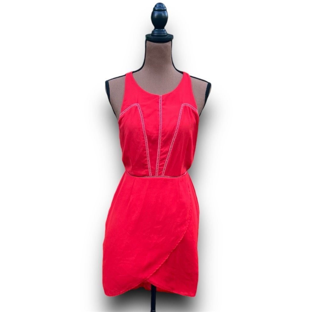 Other Sienna Sky Vibrant Red Dress Eyelet Details Throughout Bodic Size S / US 4 / IT 40 - 4 Thumbnail