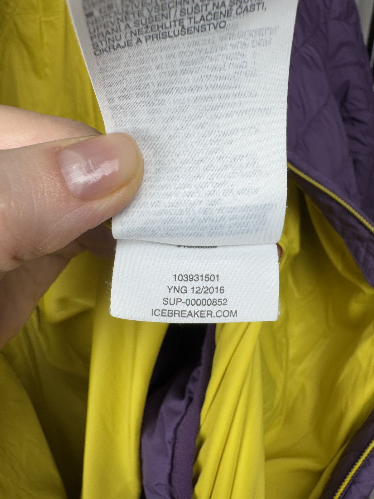 Icebreaker Icebreaker Women’s MerinoLOFT Hyperia Lite Hooded Jacket Size S / US 4 / IT 40 - 12 Thumbnail