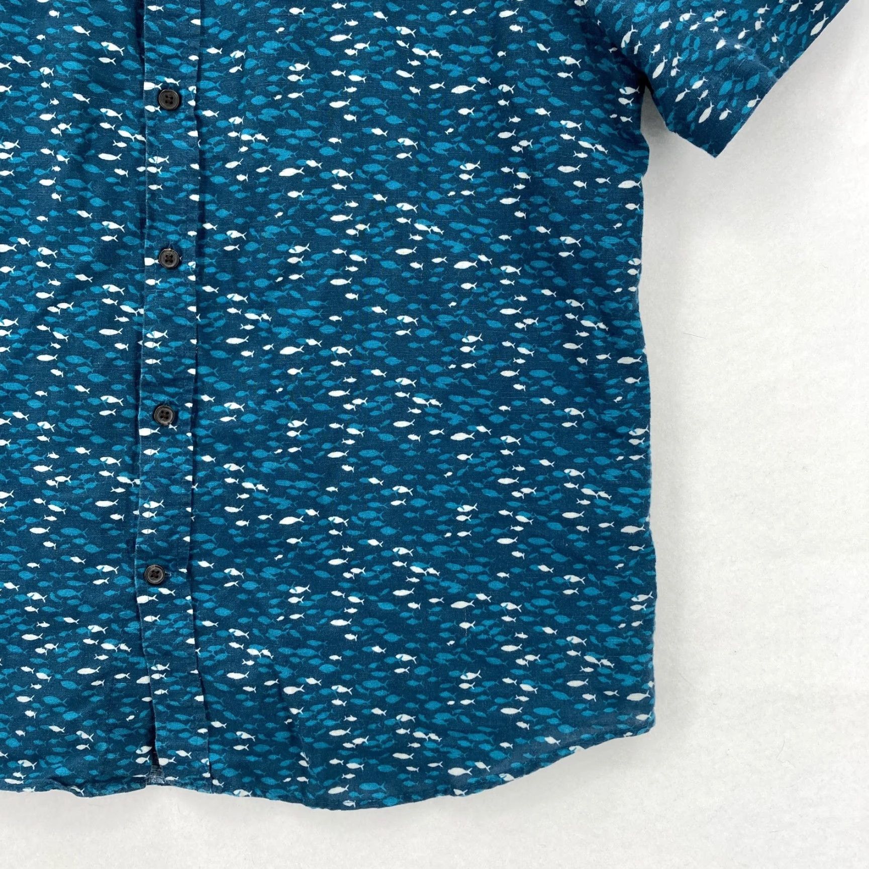 Banana Republic Banana Republic Shirt Mens Large Blue Fish Pattern Linen Short Sleeve Slim Fit Size US L / EU 52-54 / 3 - 3 Thumbnail